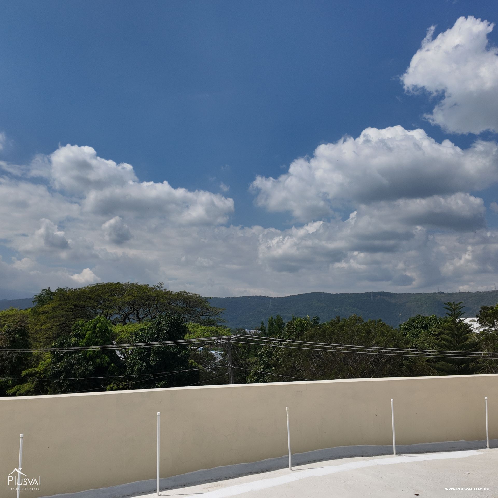 Se vende apartamento en La Vega Tercer nivel con terraza privada 425680