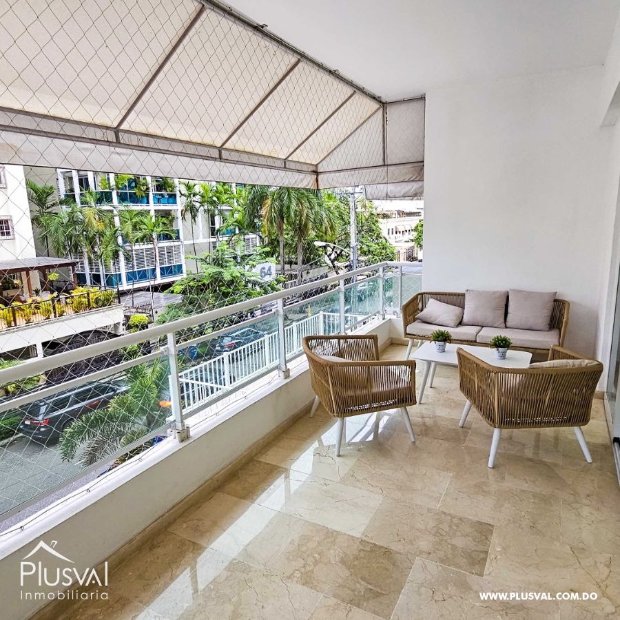 Apartamento Amueblado en Alquiler en Evaristo Morales 320211