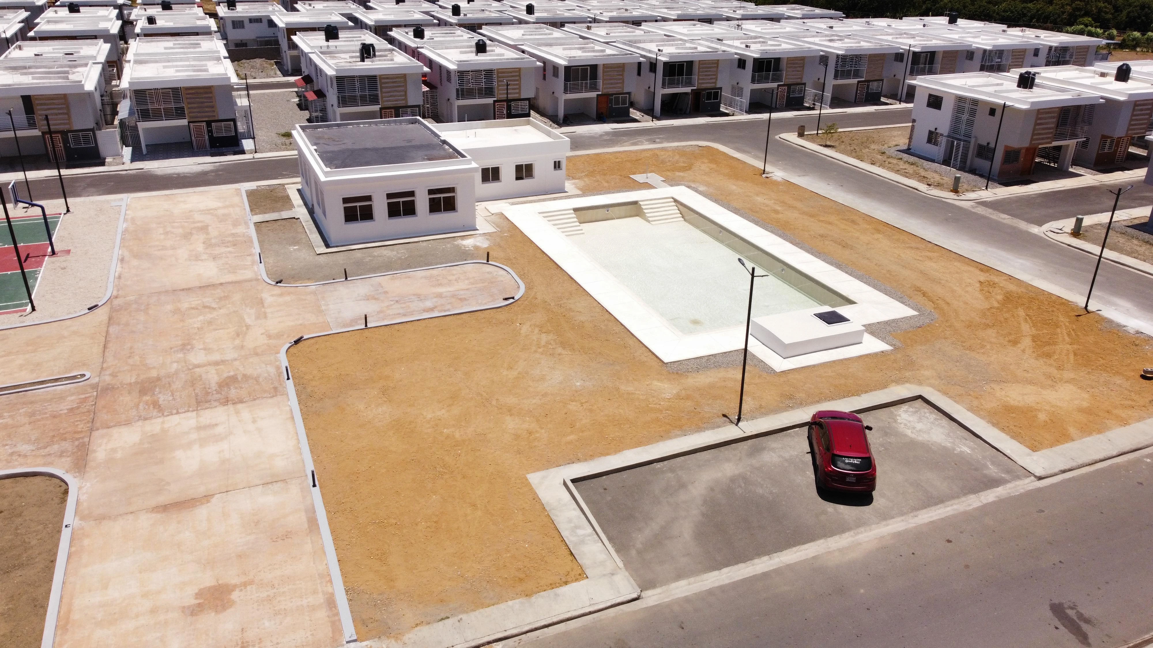 Apartamentos listos y en construcción 444478