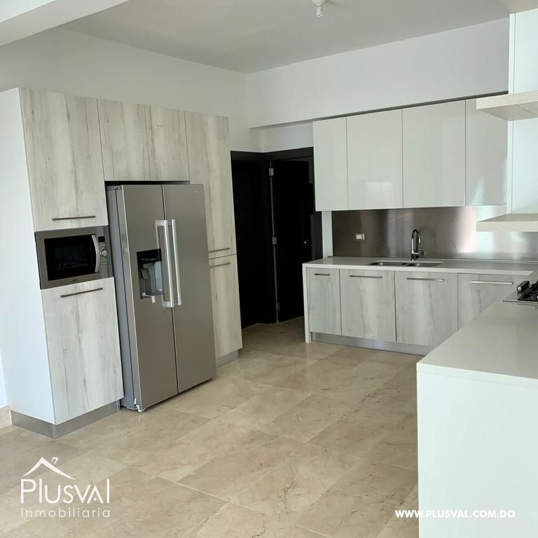 Impresionante  y Amplio Apartamento en Venta en Zona Exclusiva de Santiago. 238816