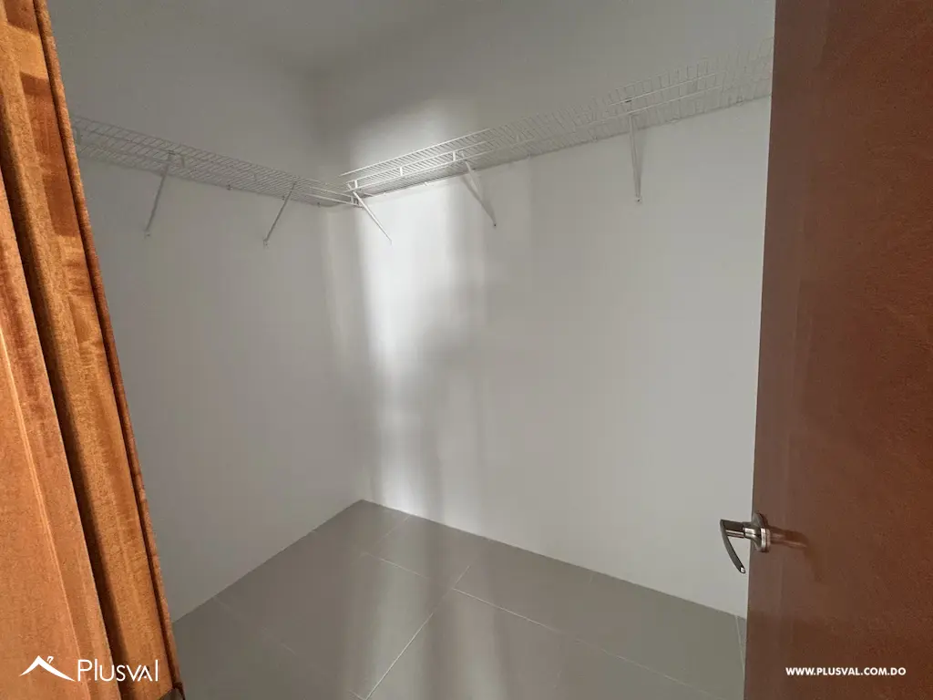 Apartamento en alquiler en Evaristo Morales 492844