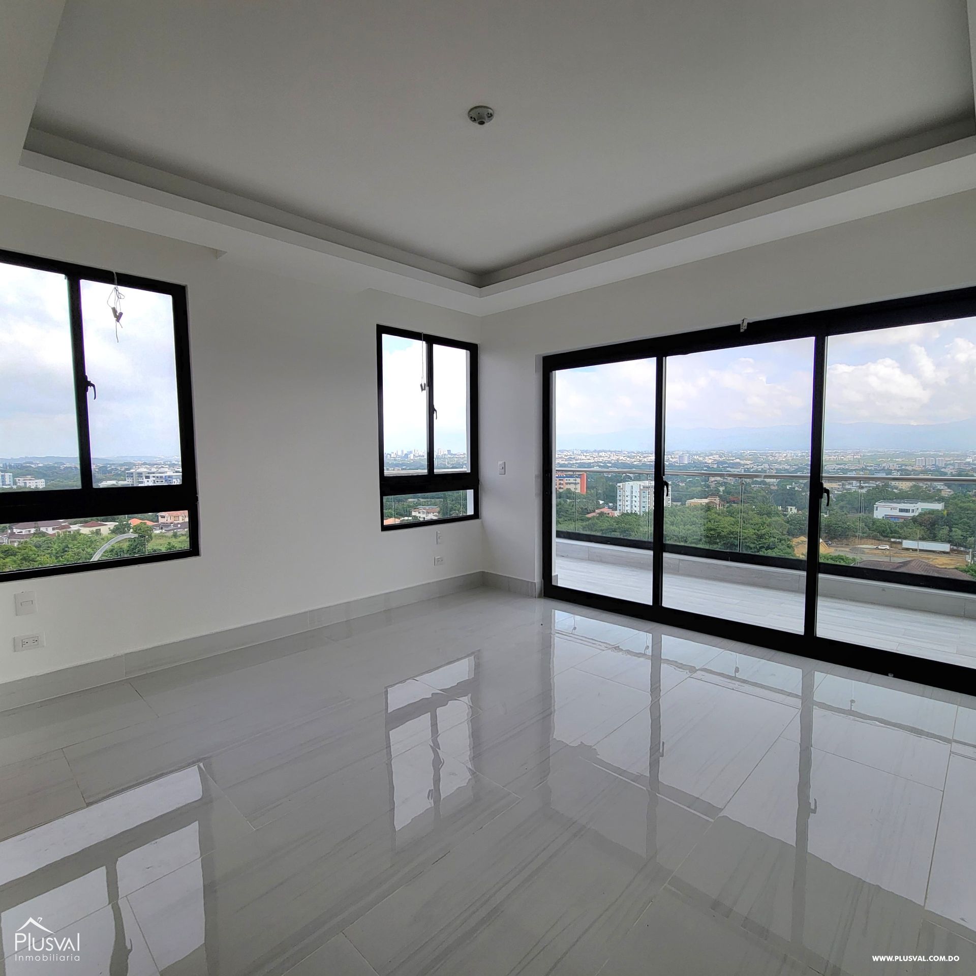 Exclusivo proyecto residencial en venta en la urbanización Thomén 382697