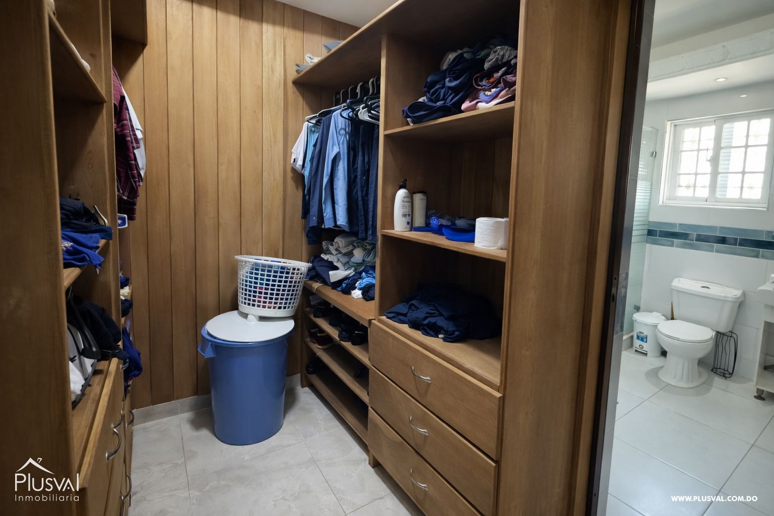 Casa de amplia con Piscina a 3 Minutos del Próximo City Center 498899