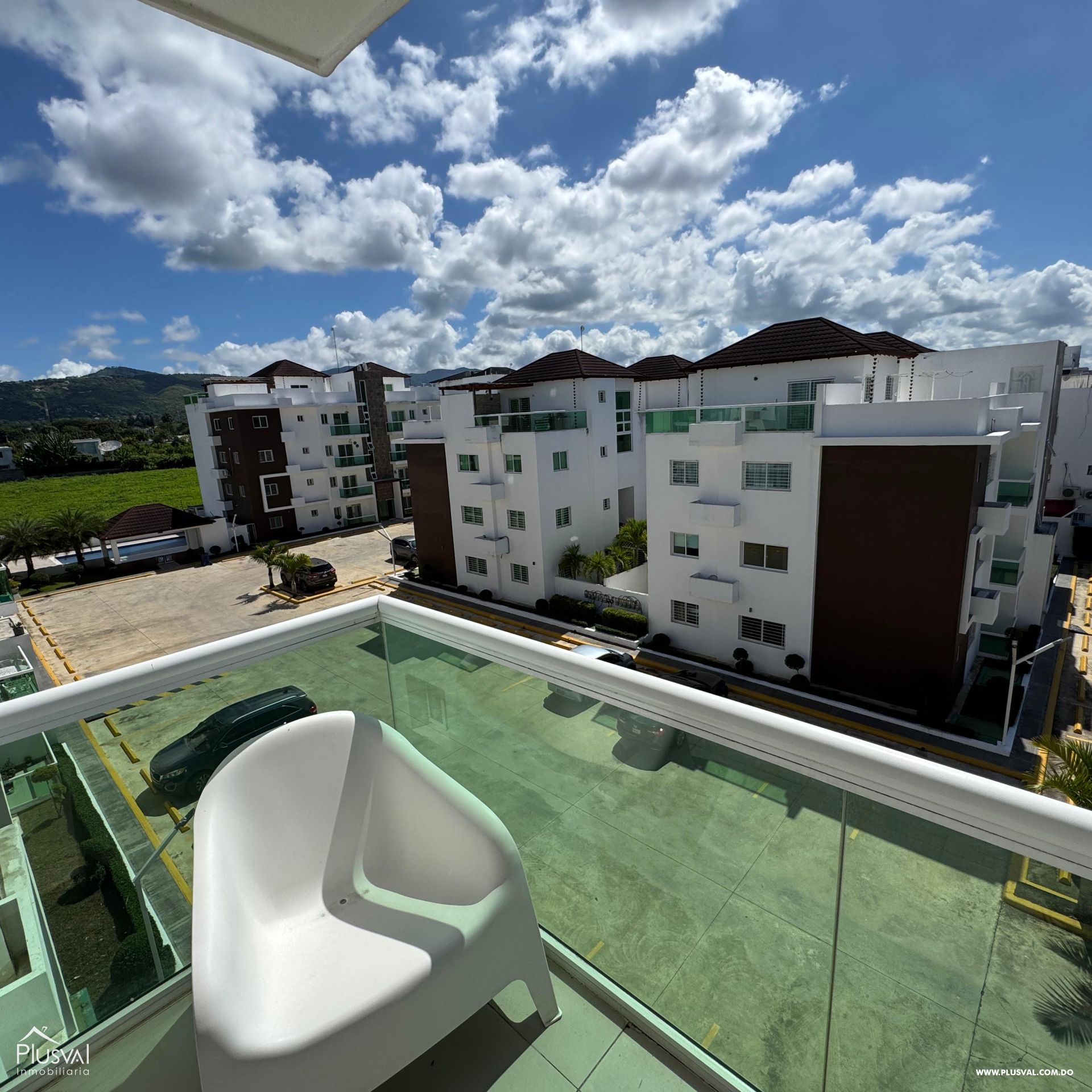 Apartamento en venta ubicado frente al colegio Iberia en Los Llanos de Gurabo 438065