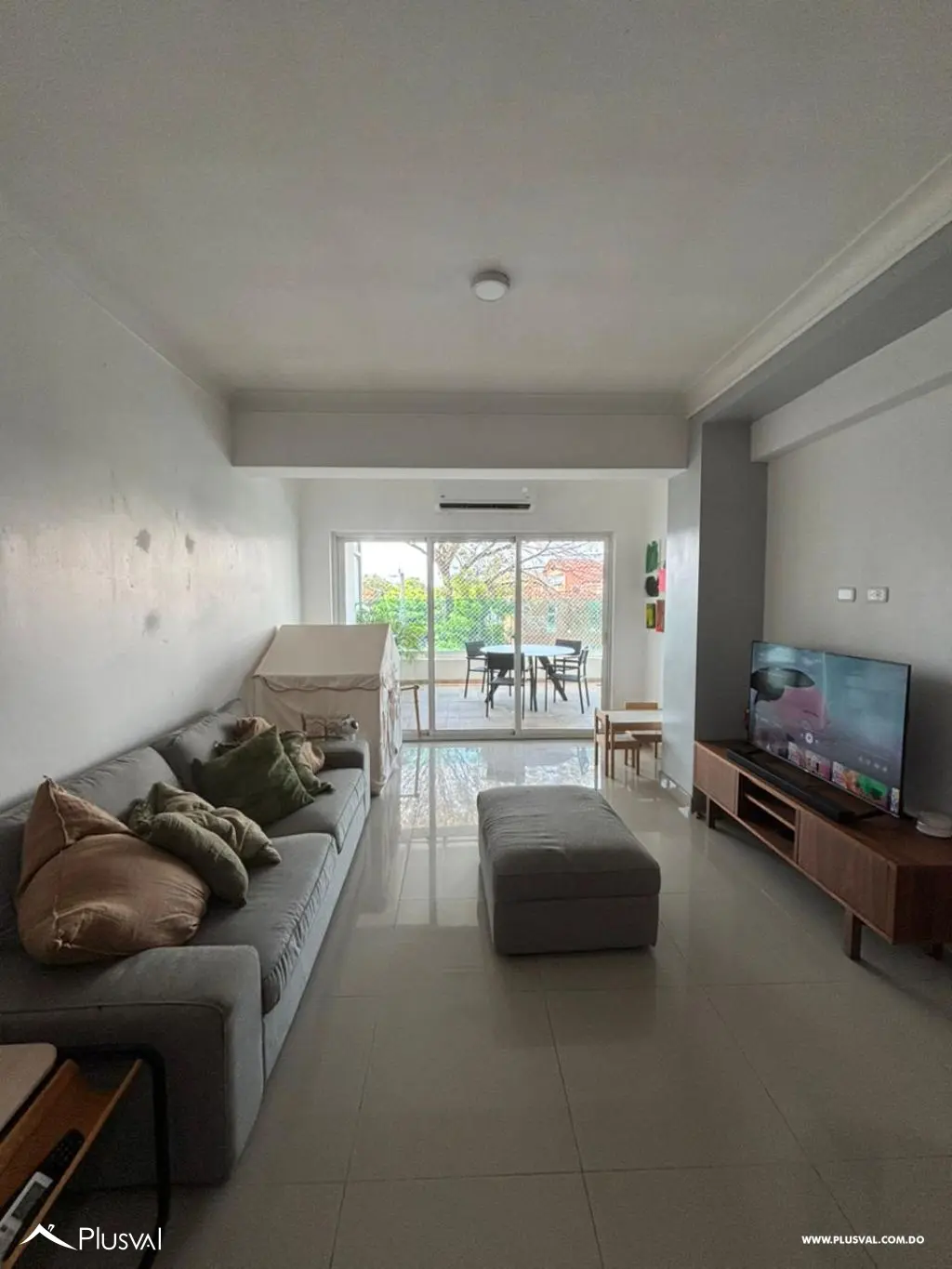 Apartamento amueblado de 3 Habitaciones en Alquiler en Julieta Morales con Terraza Privada 525218