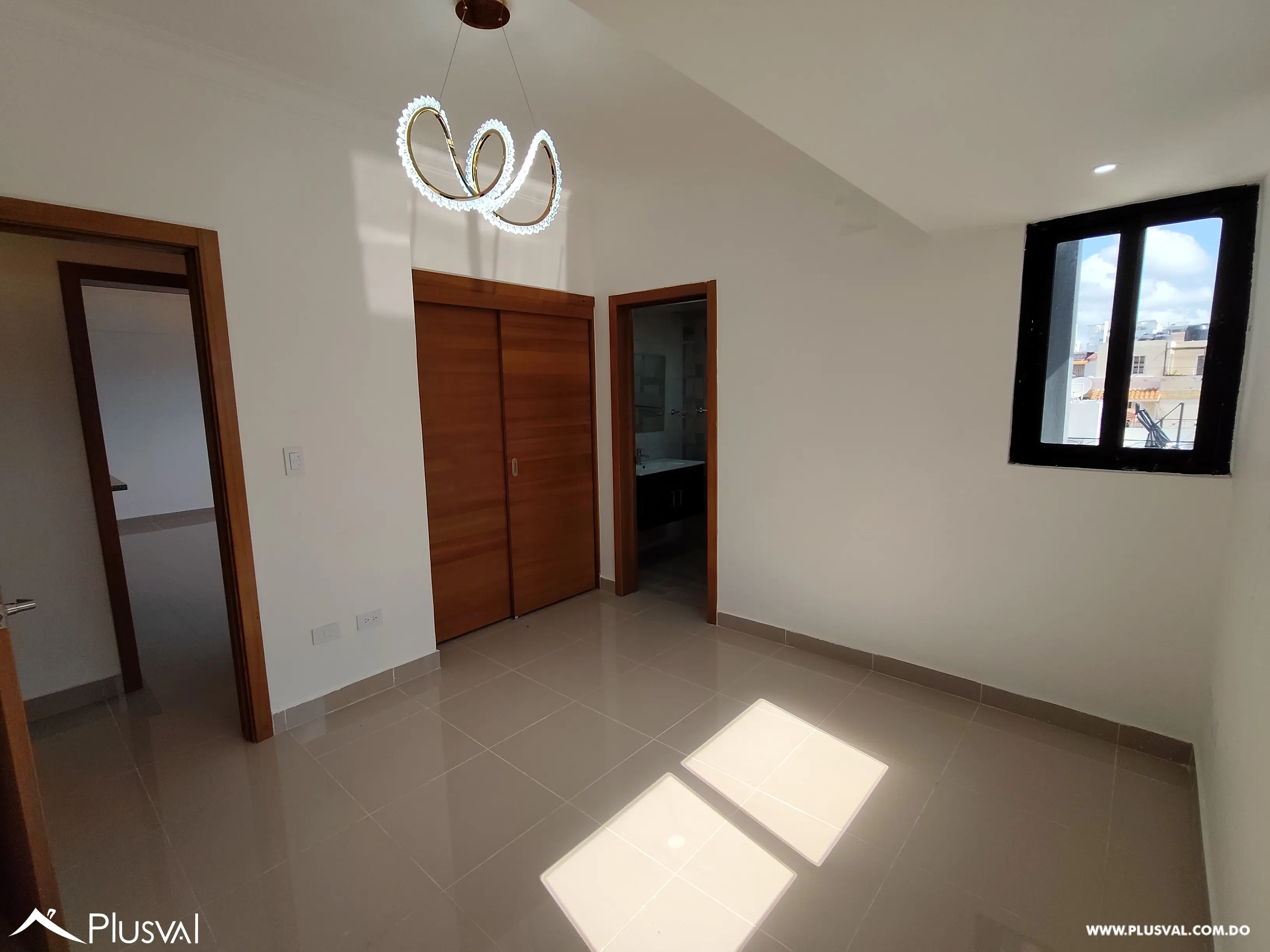 Se Alquila APARTAMENTO DE LUJO LISTO PARA VIVIR EN EL CENTRO DE BELLA VISTA 523148