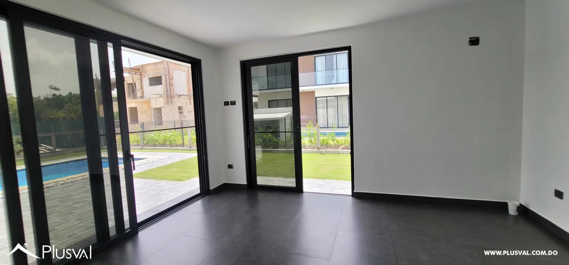 CASA 31 EN CALLE ALMENDRO, PASEO DEL SENDERO 527578