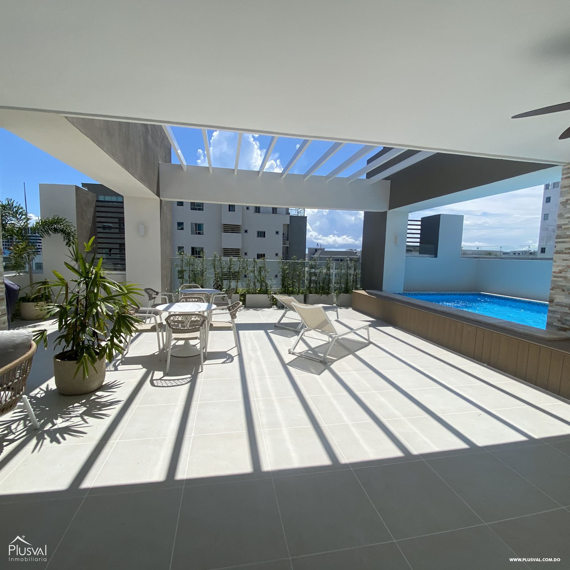 Apartamento en alquiler en Evaristo Morales 319633