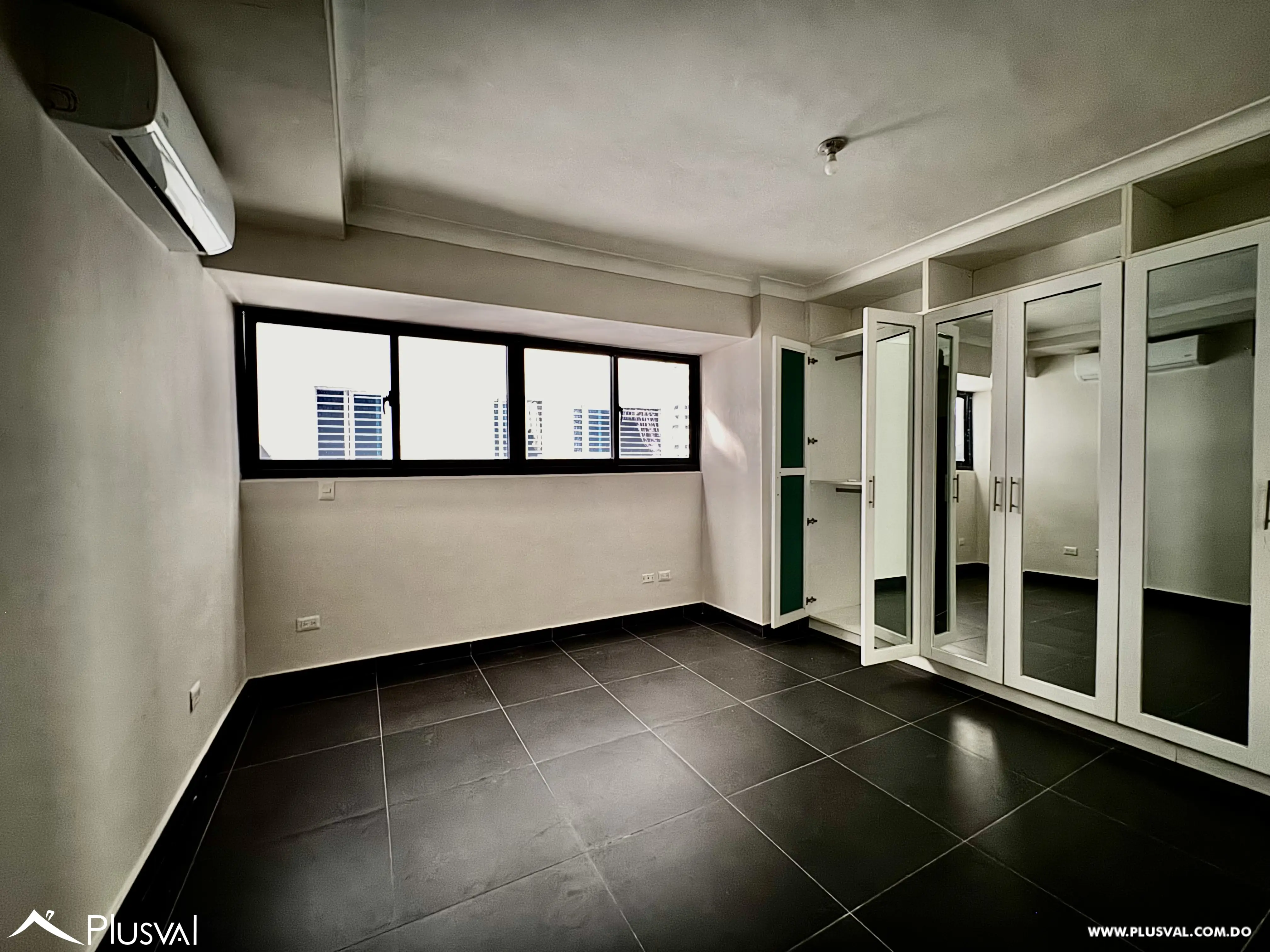 Alquilo Excelente Apartamento en el Corazón de Piantini 493571