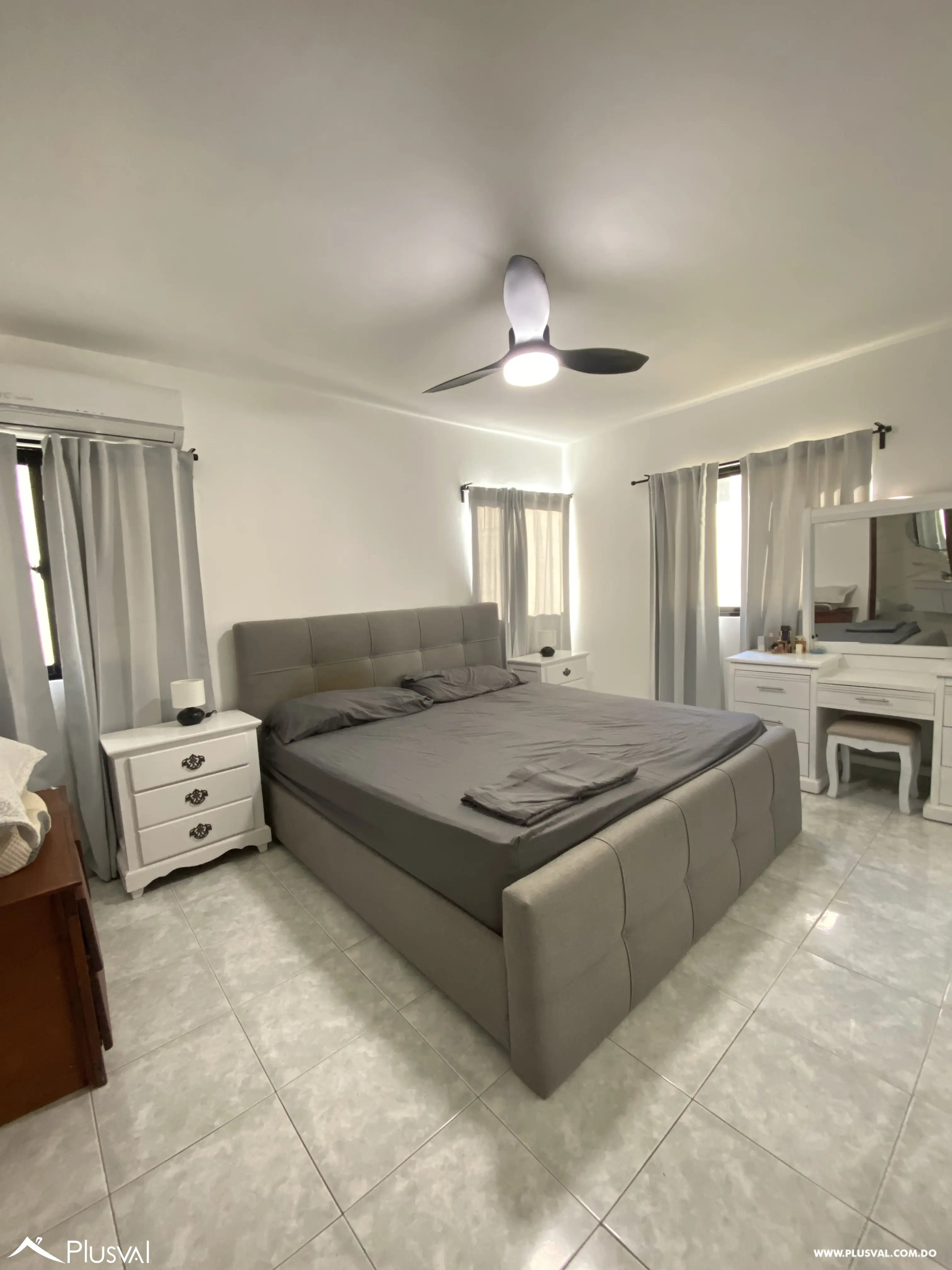 Venta Apartamento Clásico en Evaristo Morales, cerca de la Churchill 464979