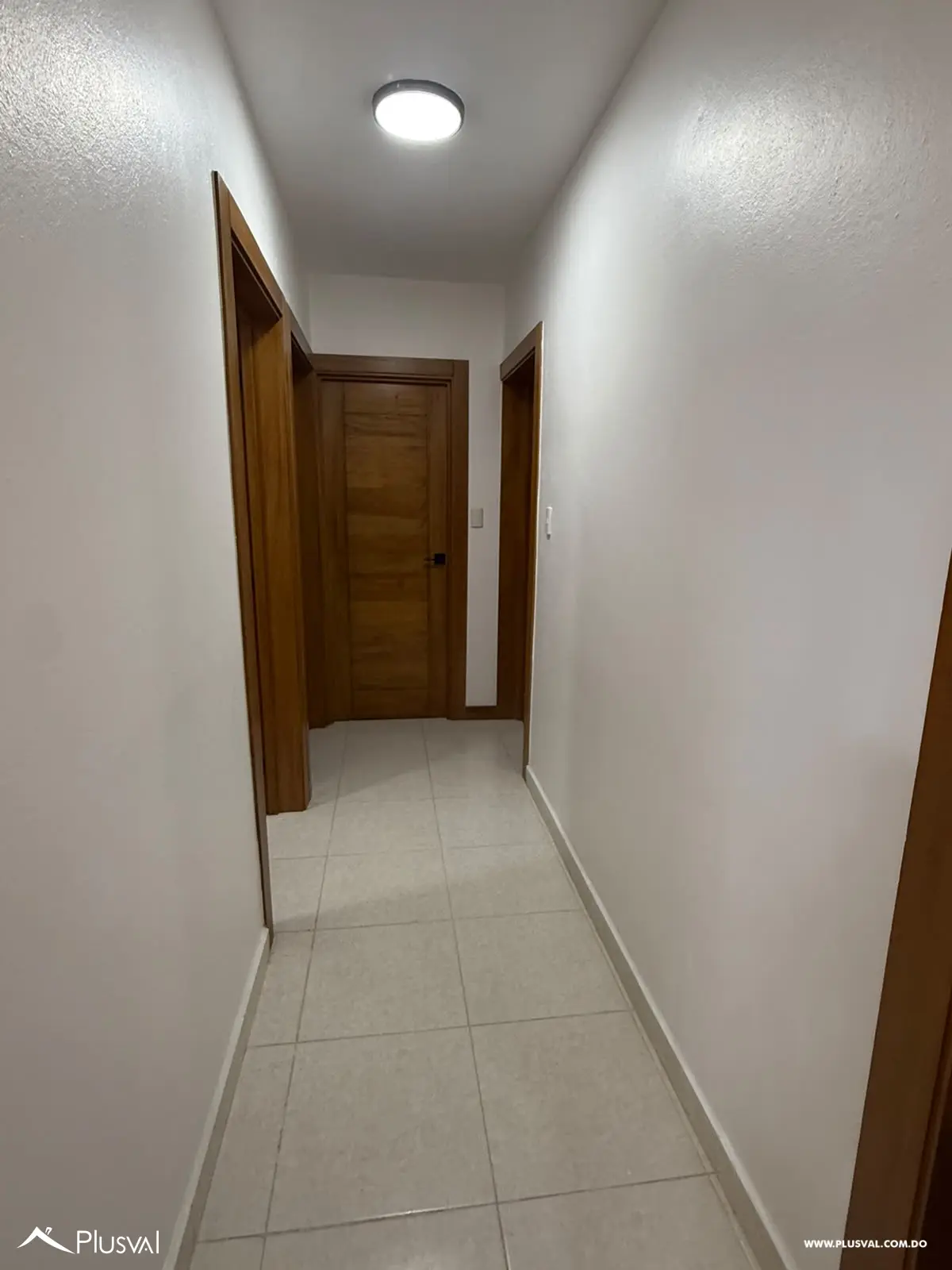 Apartamento Amueblado de 3 Habitaciones en Venta en Puñal Frente al Aeropuerto 514908