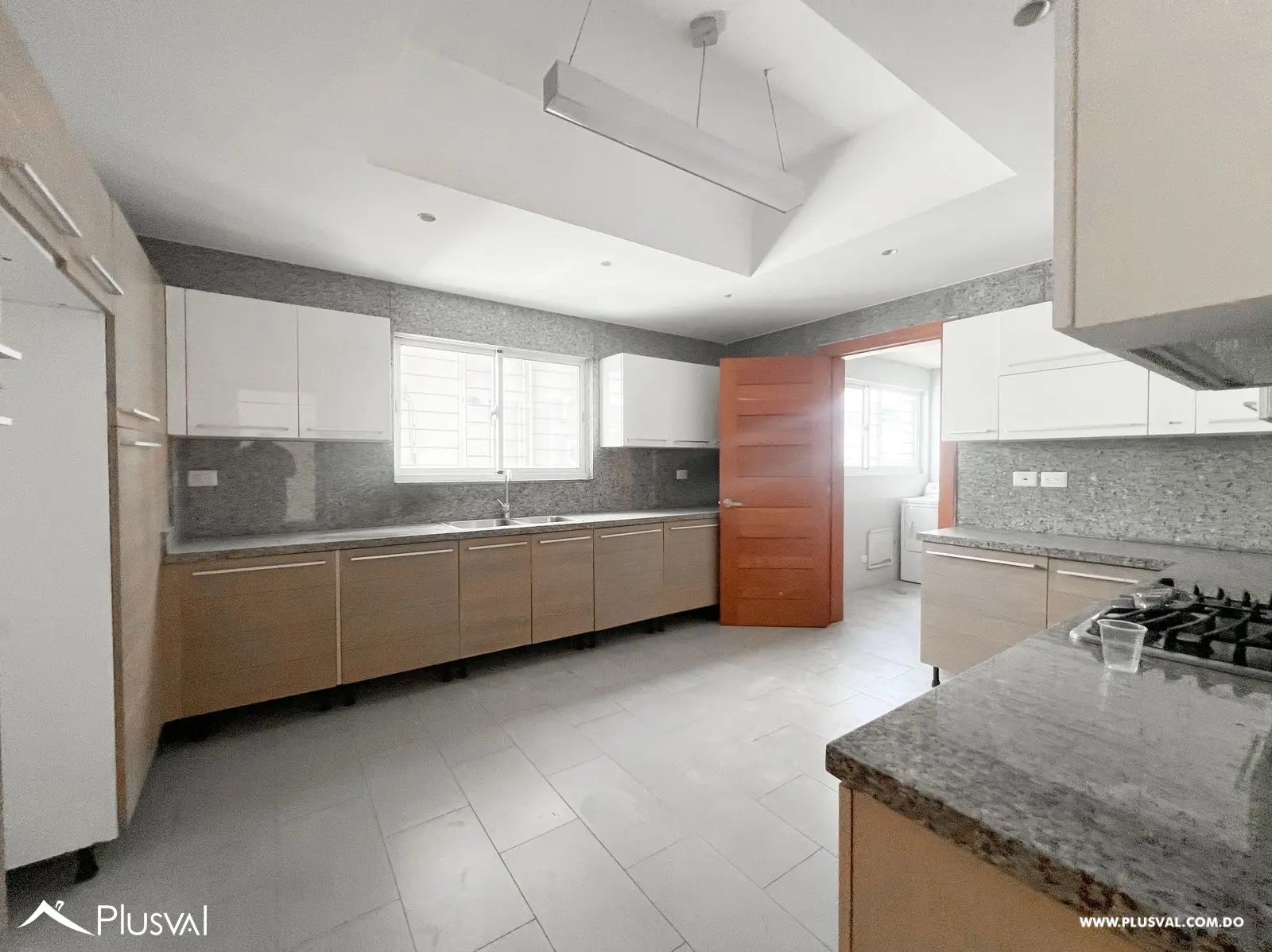 Apartamento Exclusivo en Piantini. Piso Alto 460238
