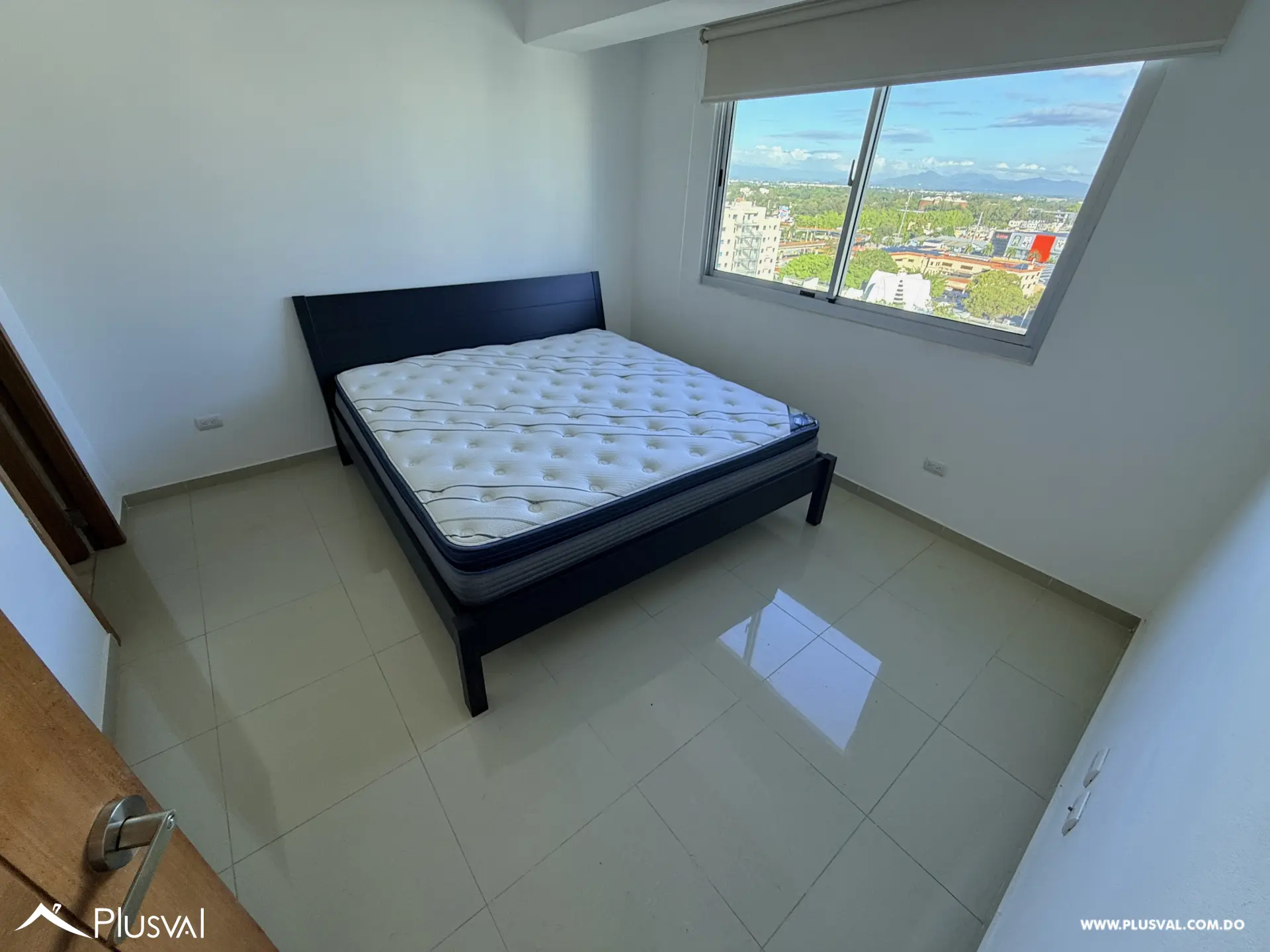 Apartamento en alquiler en Paraiso 503041