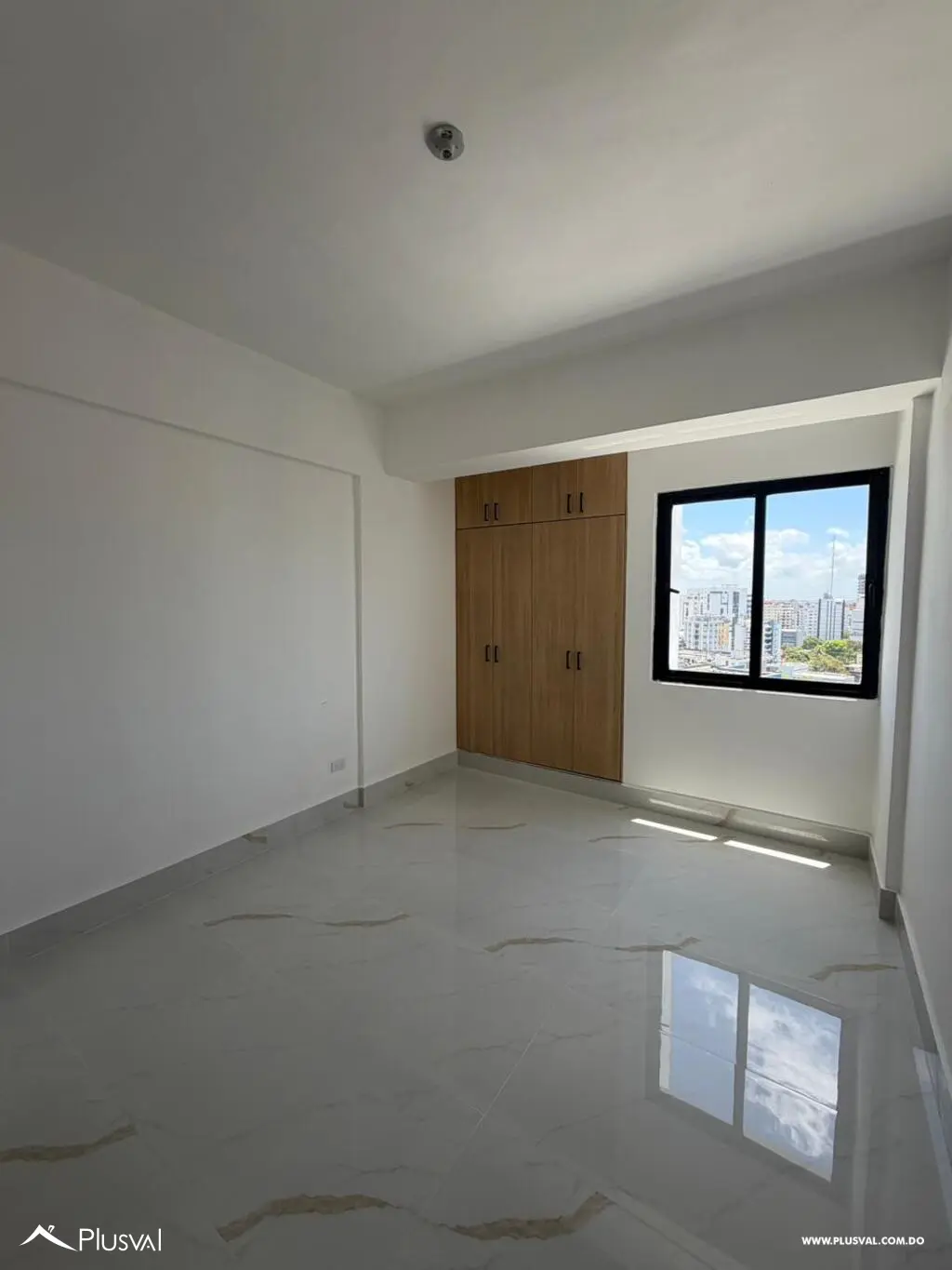 Apartamento en venta de 3 habitaciones en Serralles 507363