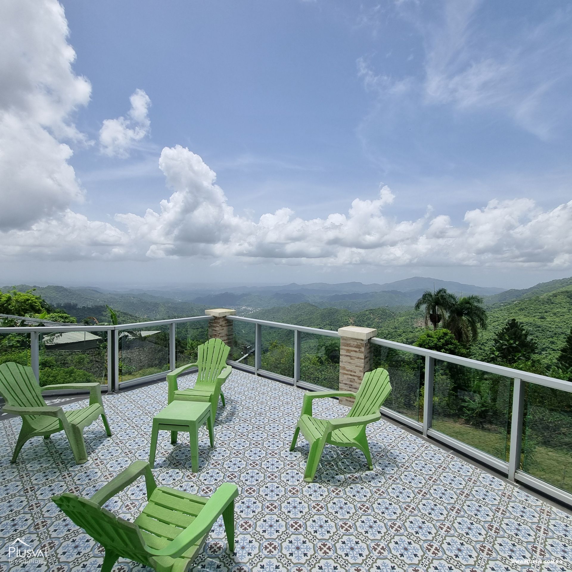 Villa de Tres Niveles en La Colonia, San Cristobal 365611