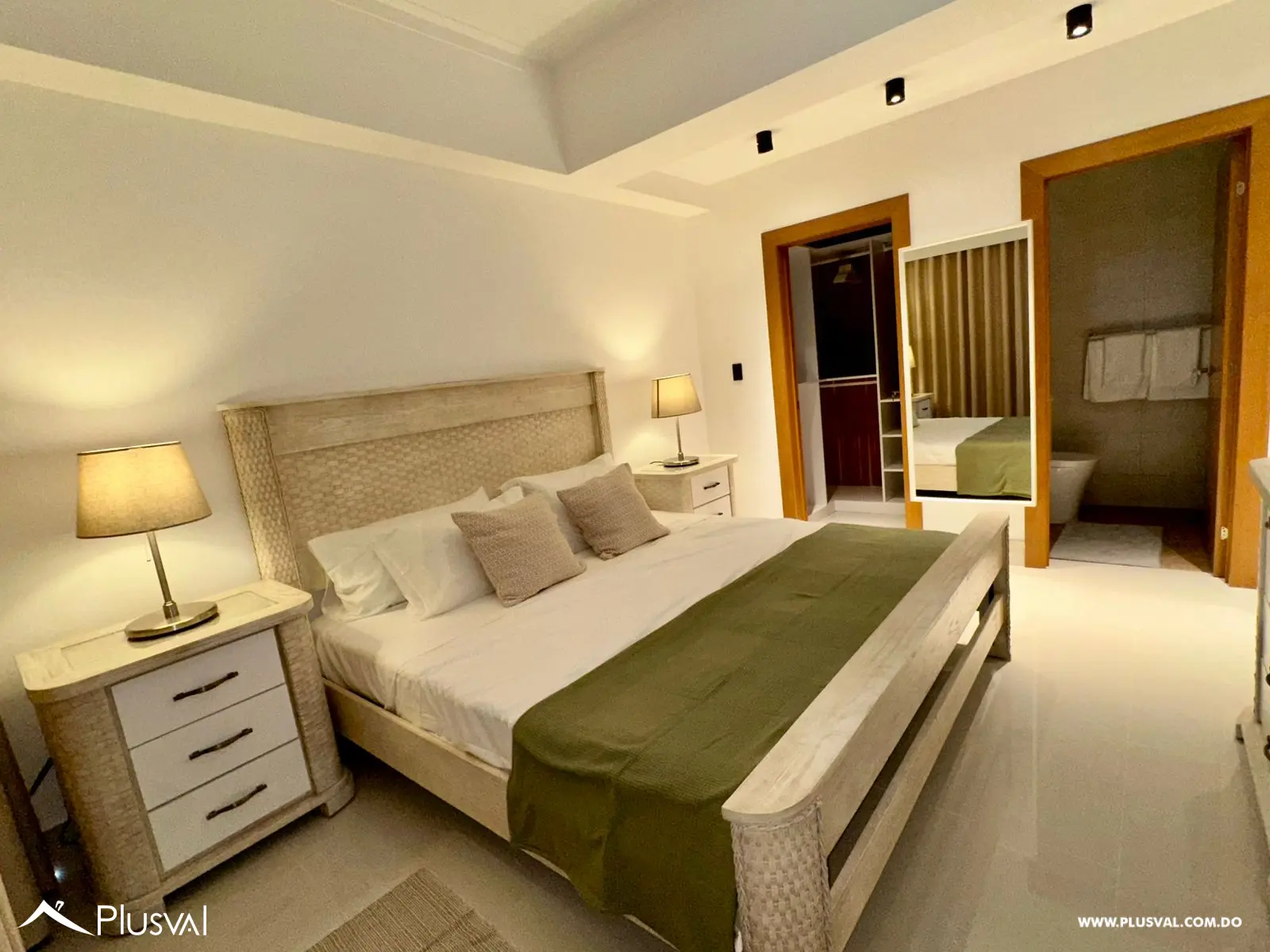 Moderno apartamento de 2 habitaciones en excelente ubicación totalmente amueblado. 453281