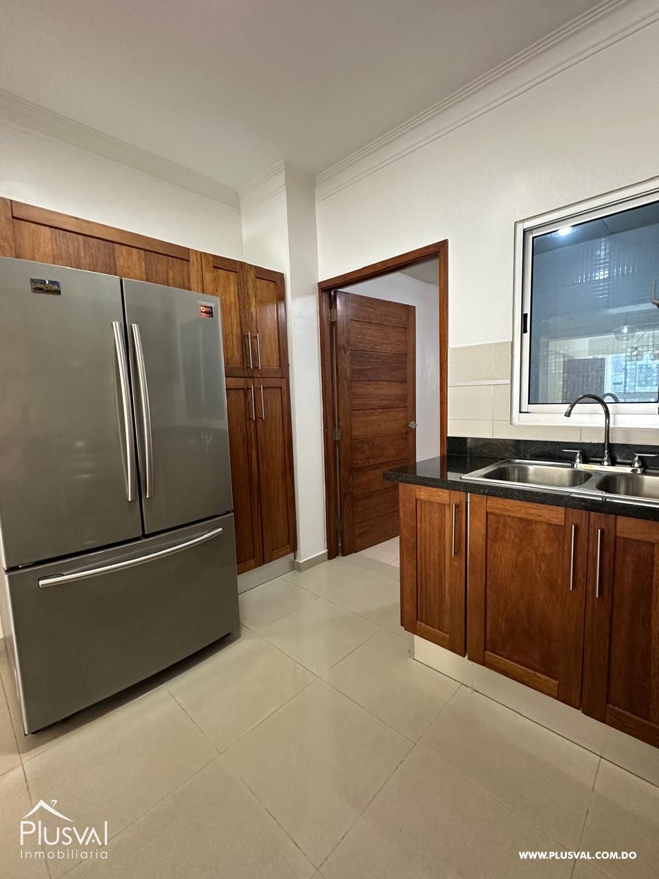 Moderno apartamento en alquiler en Piantini 472621