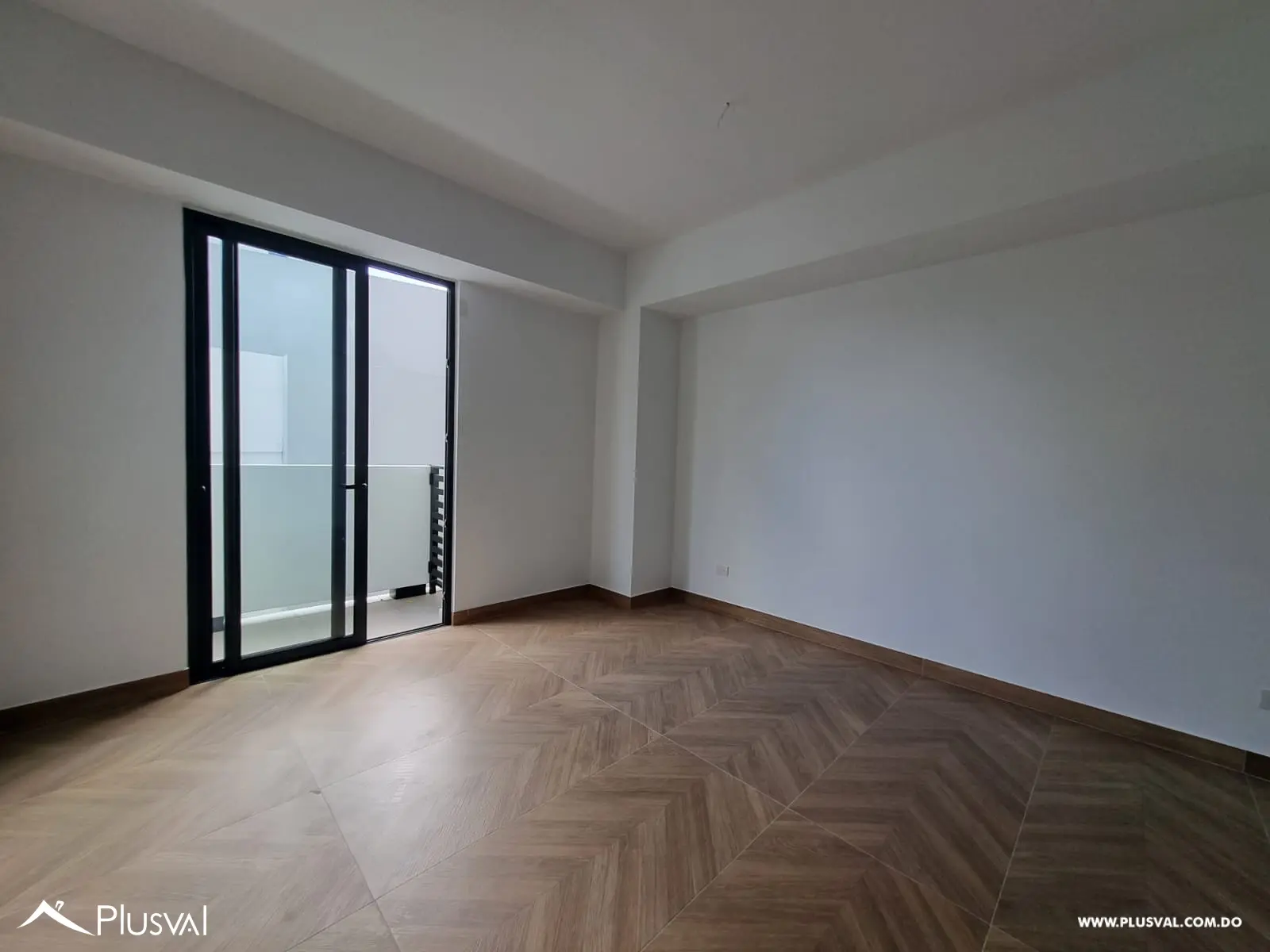 Apartamento en venta en Piantini piso 11 vista parcial al mar 503998