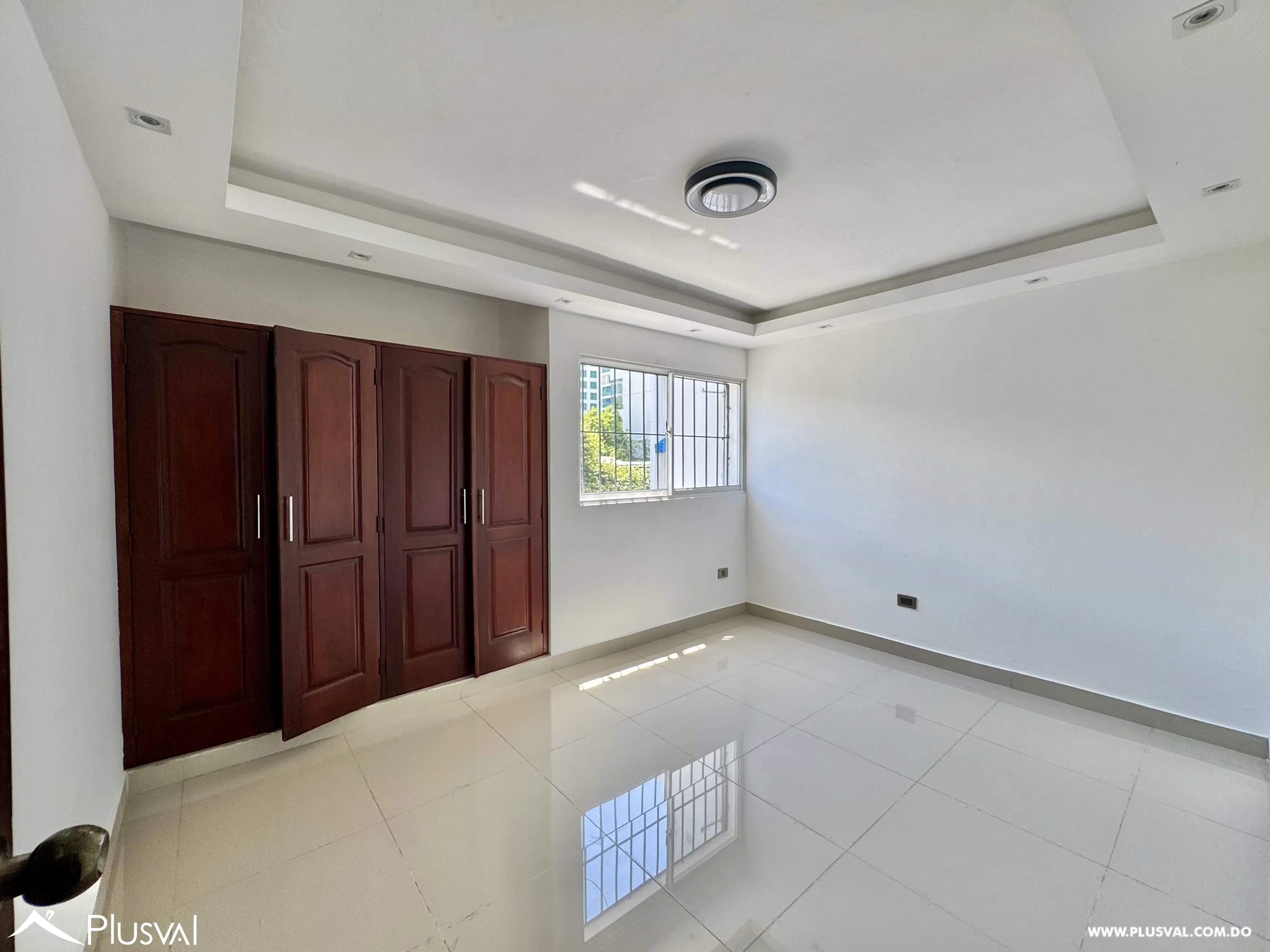 Alquilo Maravilloso Apto Remosado en Excelente Zona de Evaristo  Morales 503288