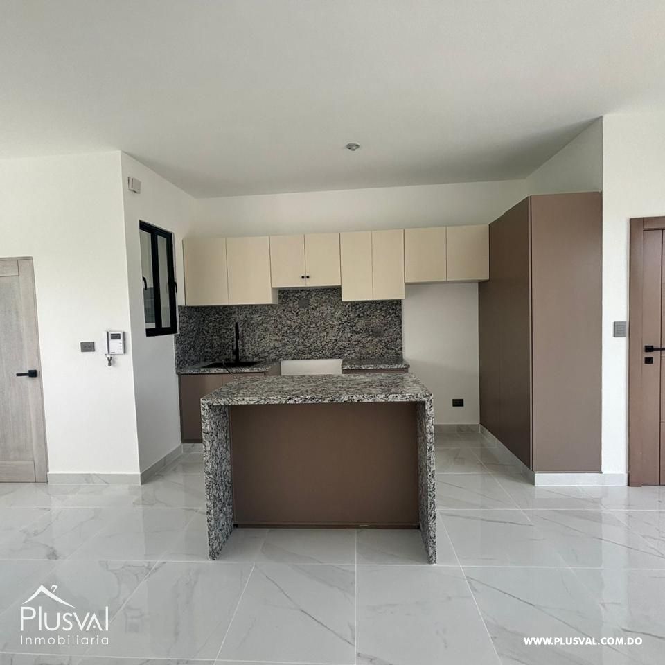 Apartamento en Venta con Estudio Privado 464614