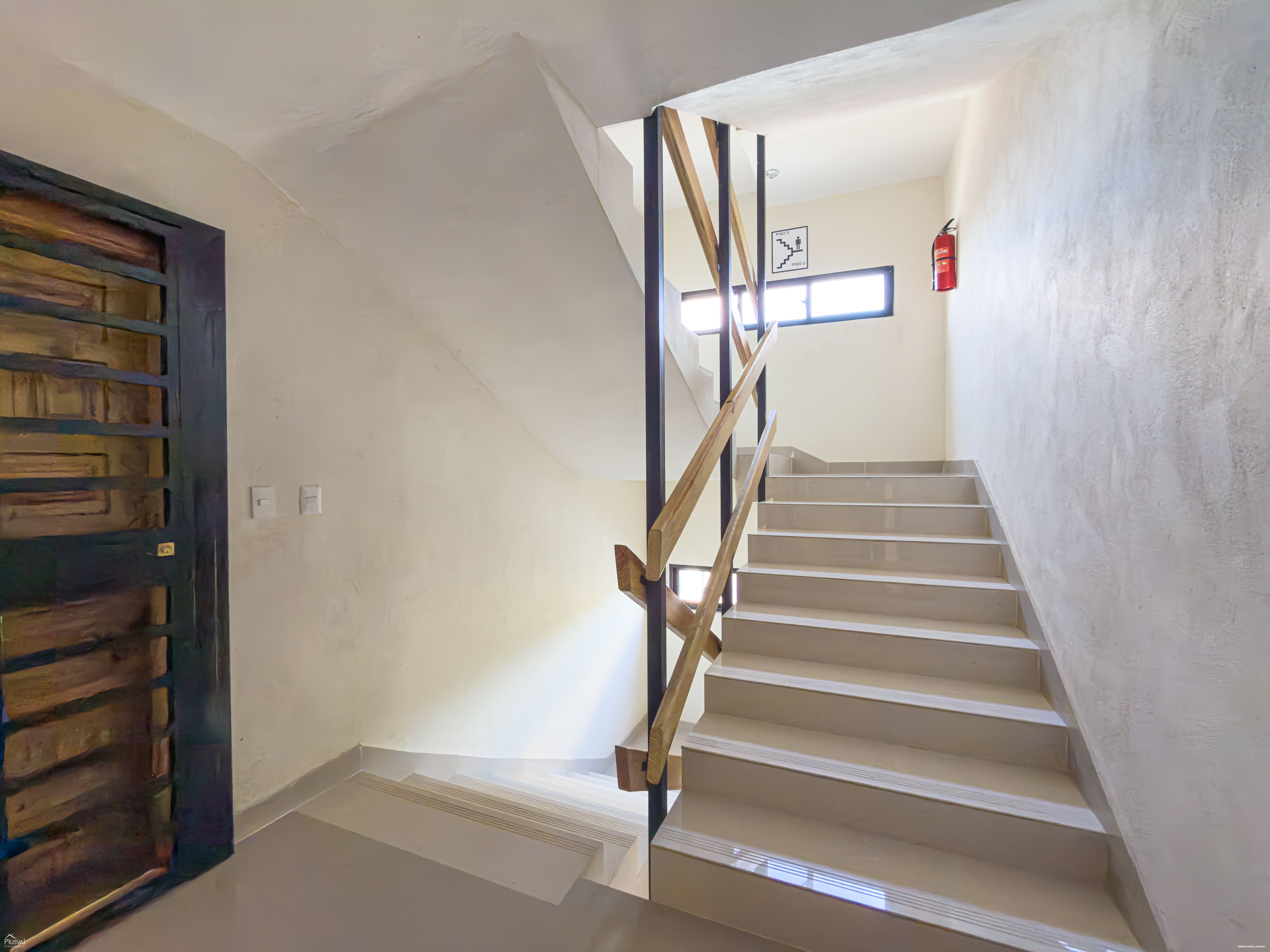 Apartamento en Venta en Santo Domingo Este con 3 Habitaciones + 1 parqueo 476165