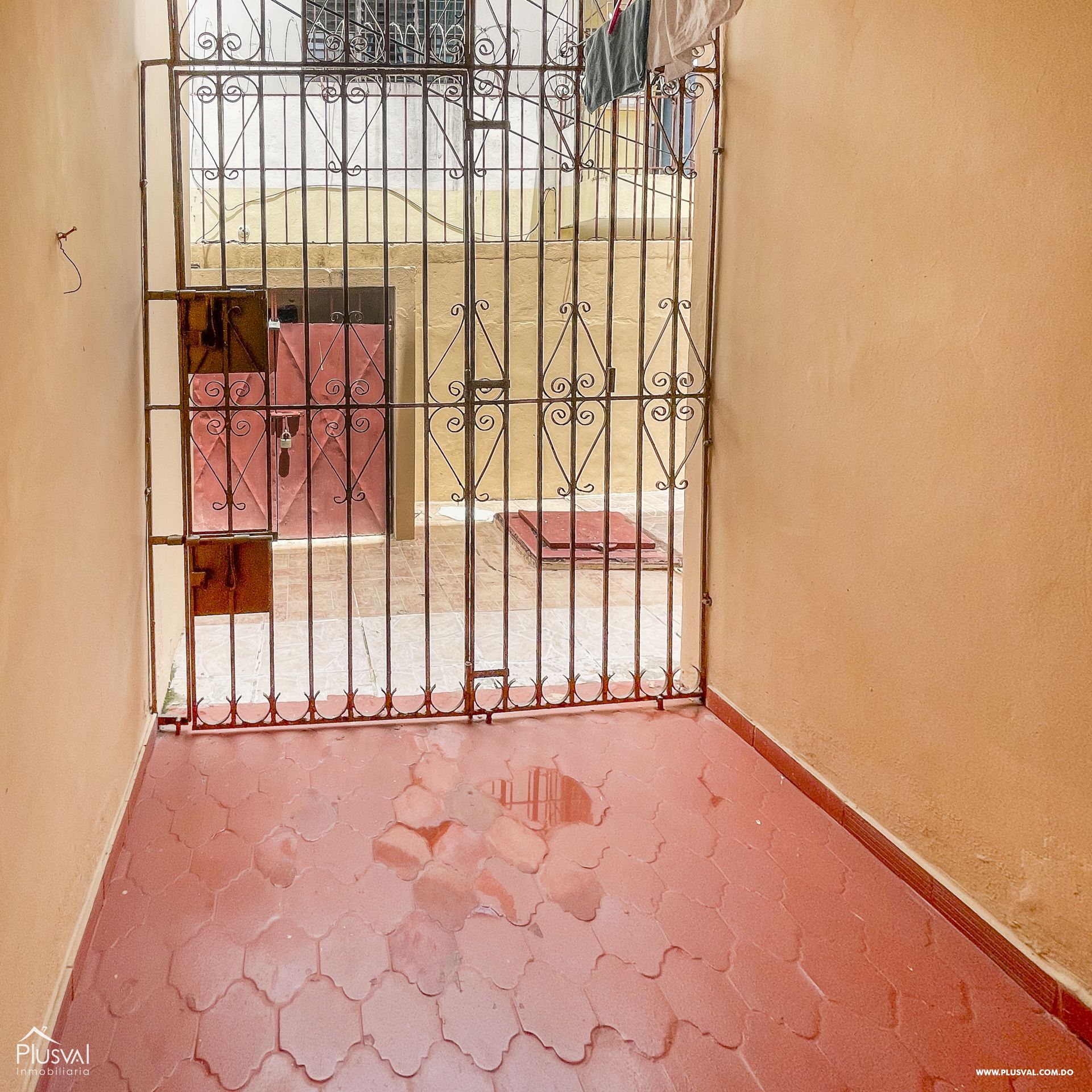 Edificio Residencial con 2 niveles 186453