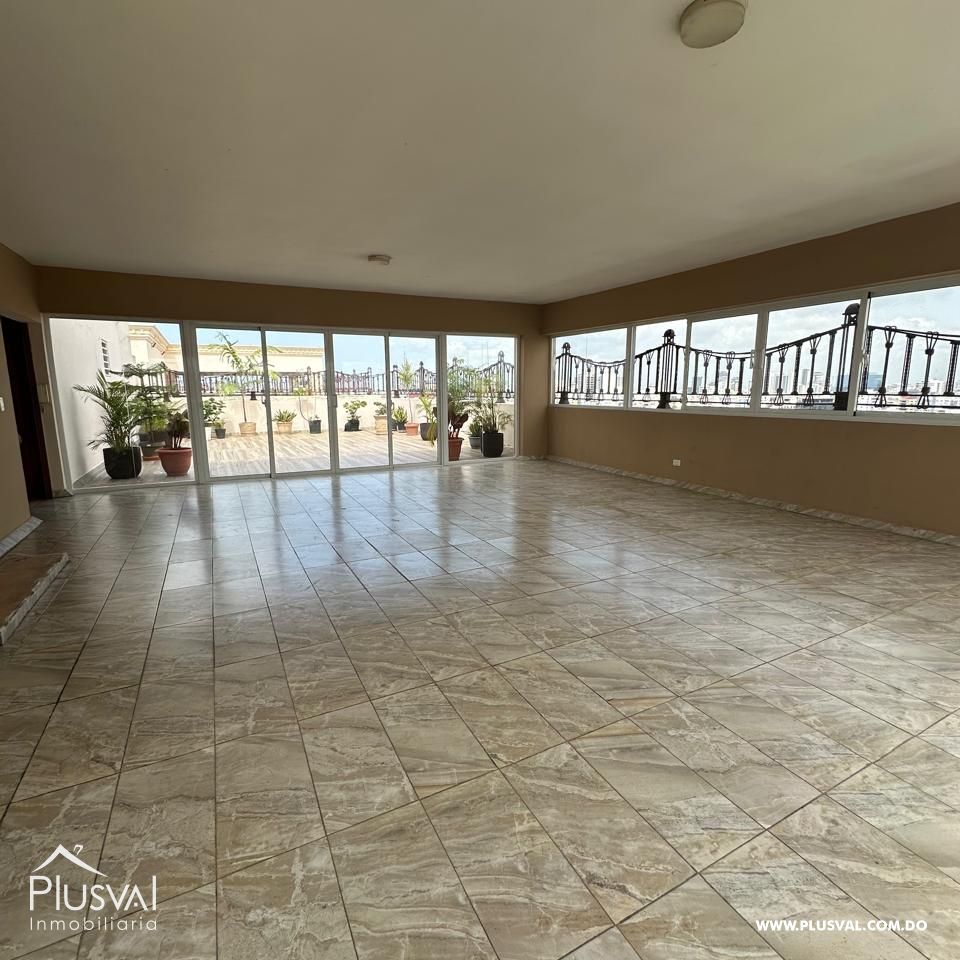 Amplio apartamento en la Esperilla 496322