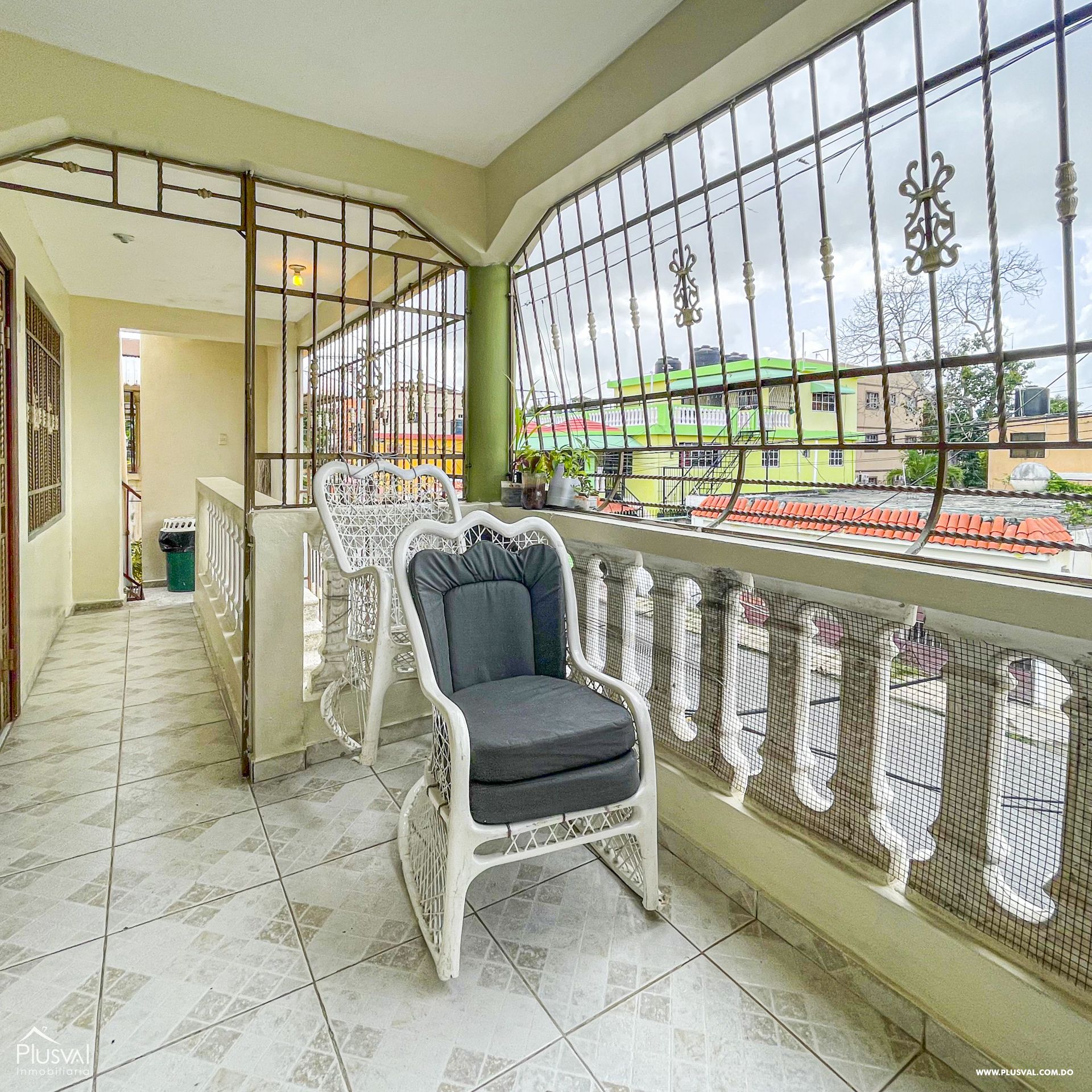 Edificio Residencial con 2 niveles 186445