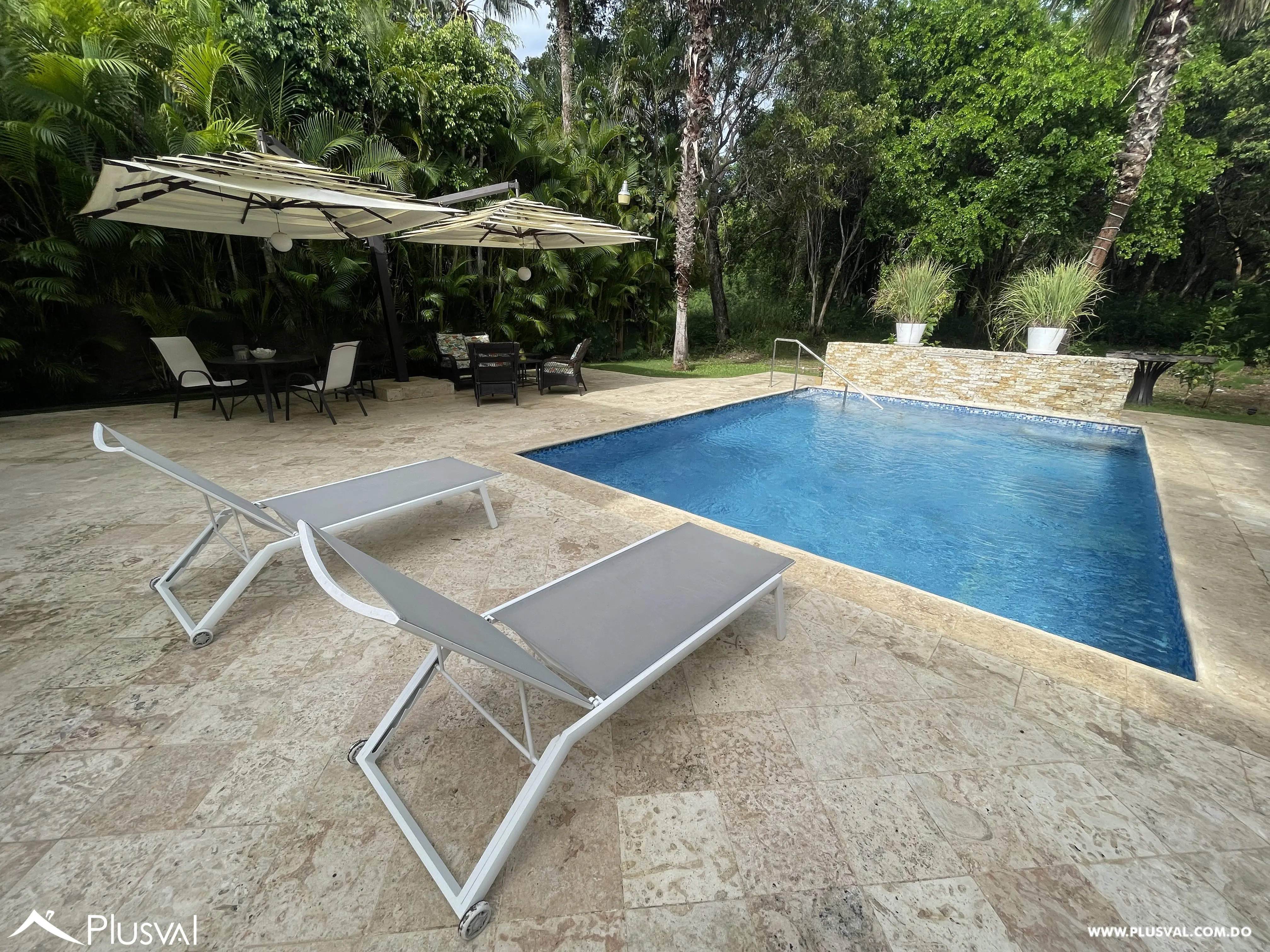 Townhouse amueblado en Metro Country Club – Listo para vivirlo 473757