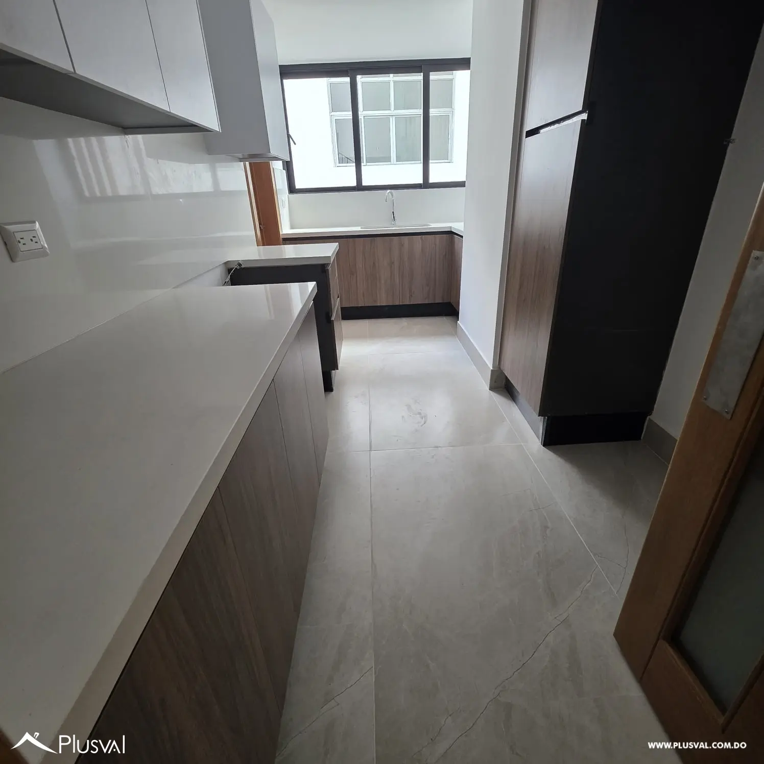 Apartamento de 2 habitaciones en alquiler. 461551