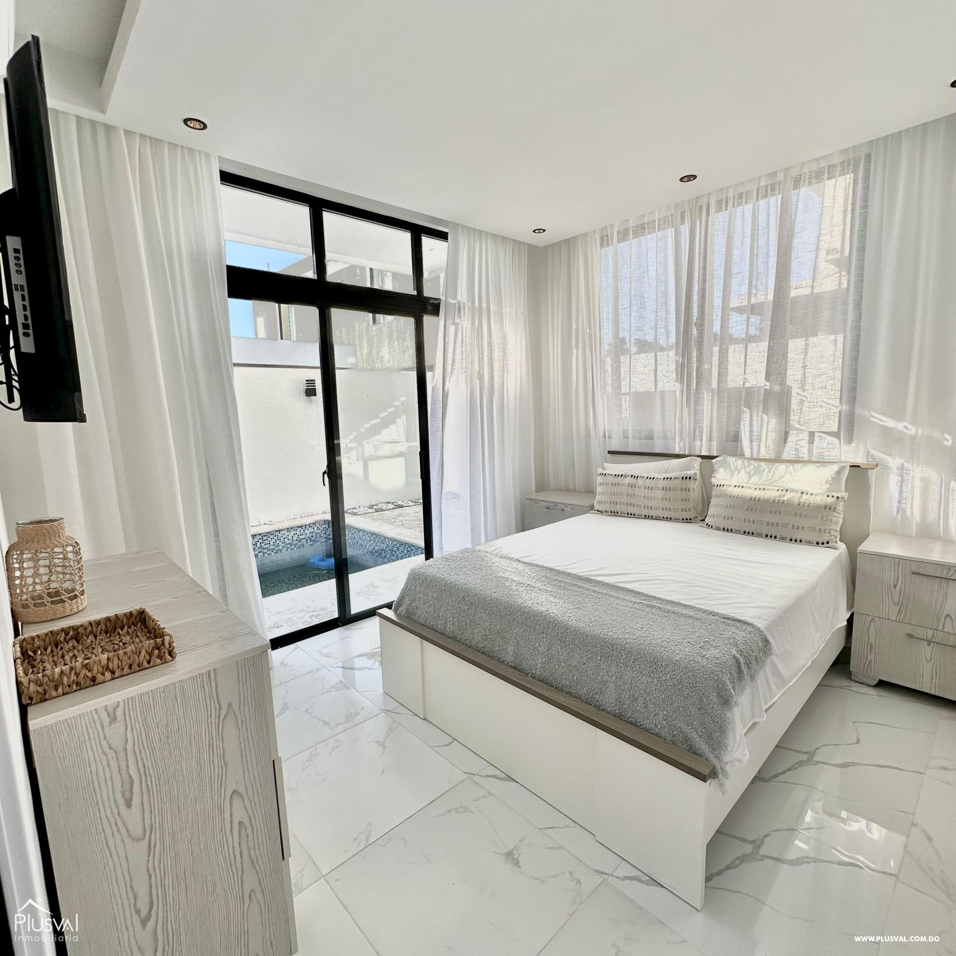 Exclusivas Villas en Bávaro, con un concepto minimalista acorde a los nuevos tiempos. 356620