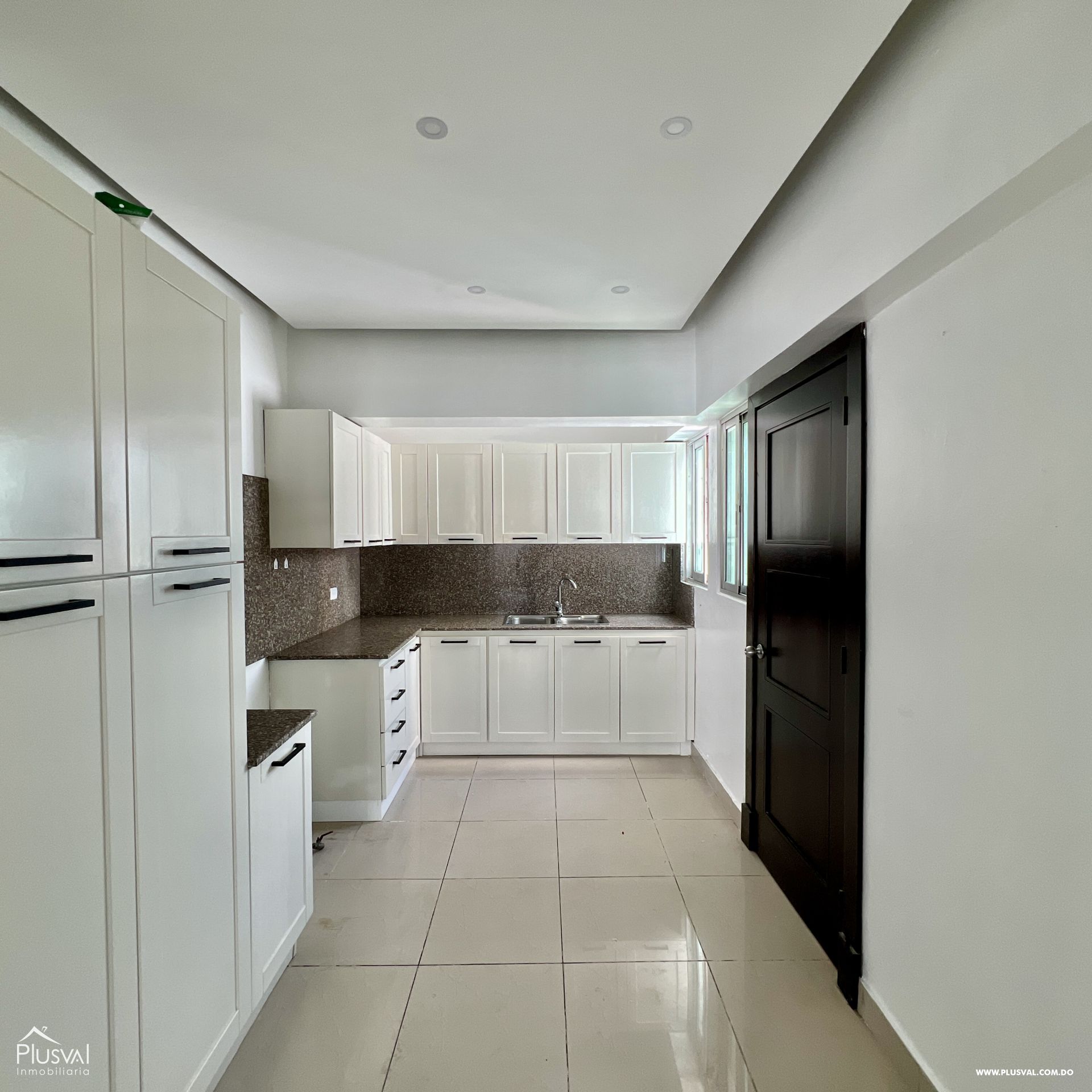 Penthouse en Alquiler en Gazcue con Vista al Mar 393753