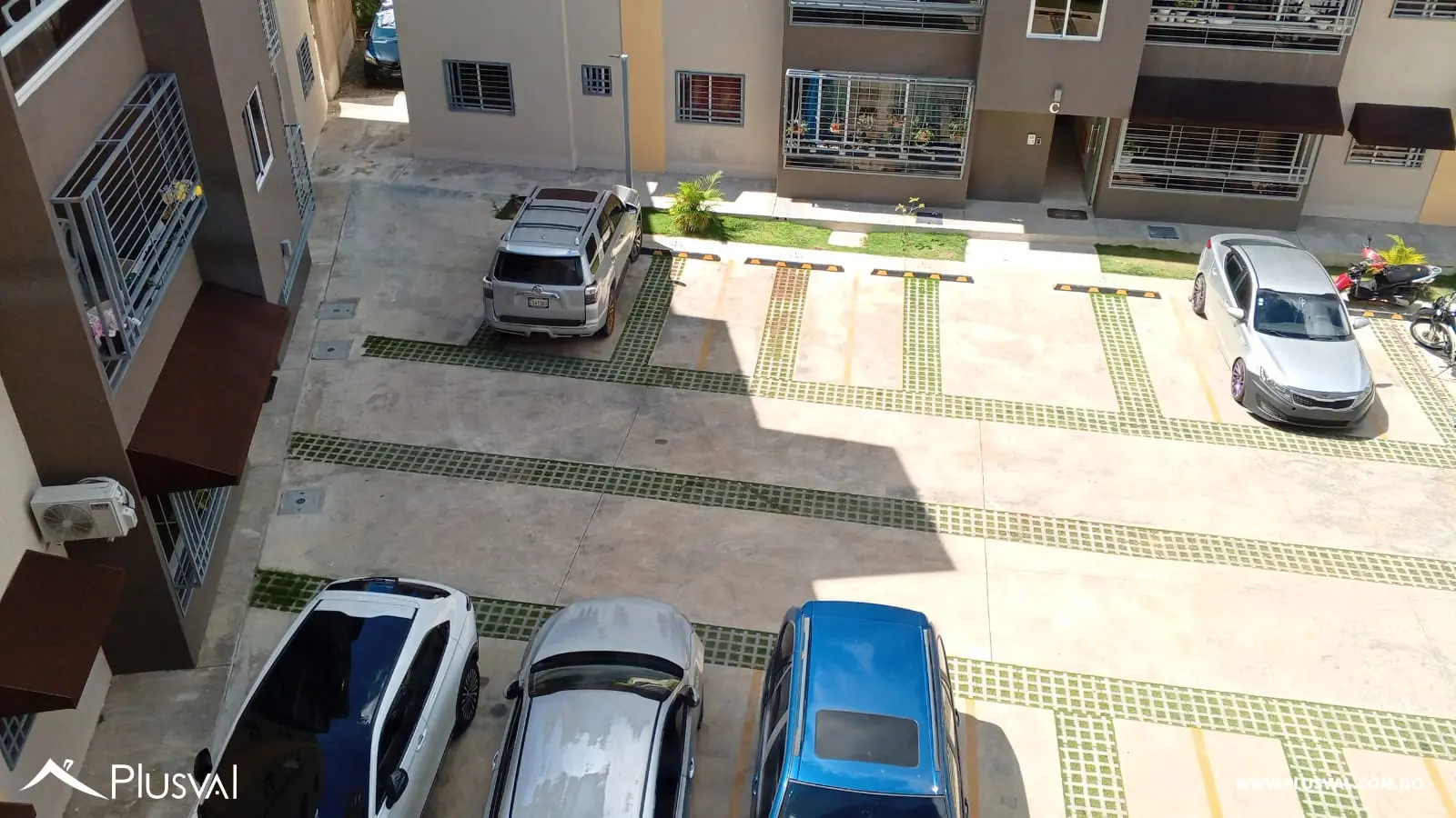 Espacioso Apartamento en Venta en Colinas del Arroyo II 467862