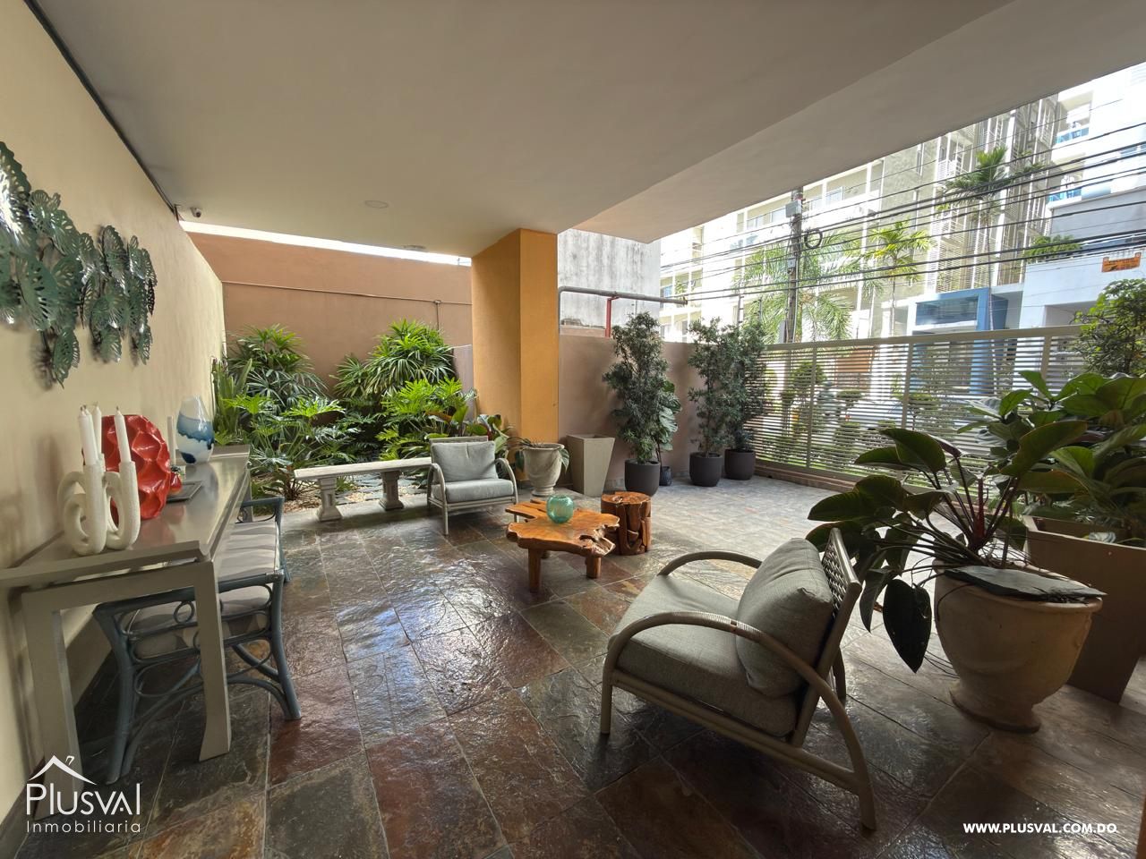 Alquiler en moderna torre en Evaristo Morales 481908