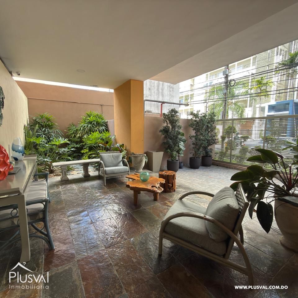 Alquiler en moderna torre en Evaristo Morales 481908