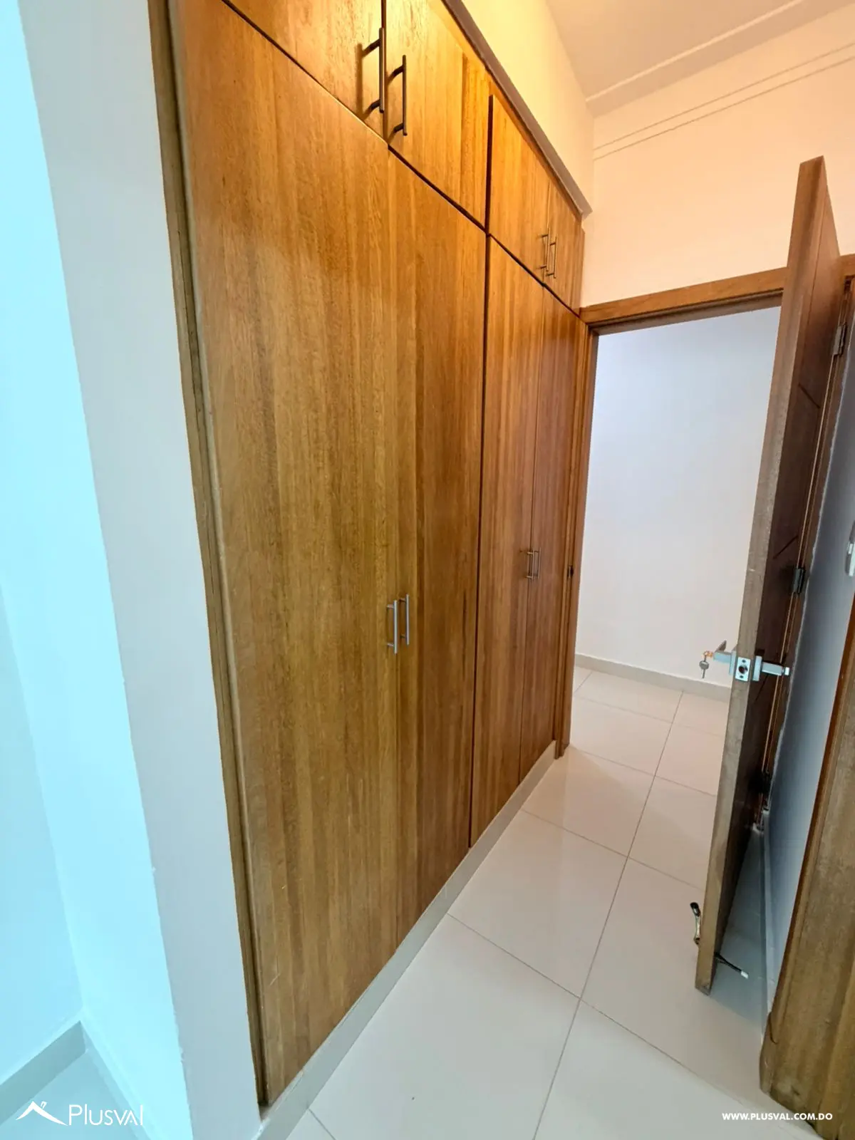 Espacioso apartamento en alquiler en Bella Vista 481876