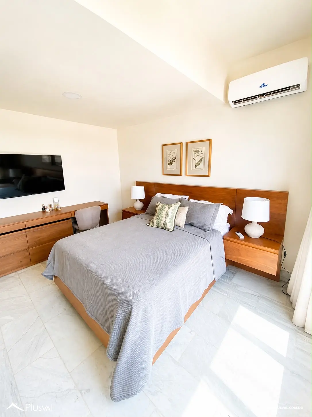 Apartamento Amueblado en Alquiler con Increíbles Vistas en La Esmeralda 517911