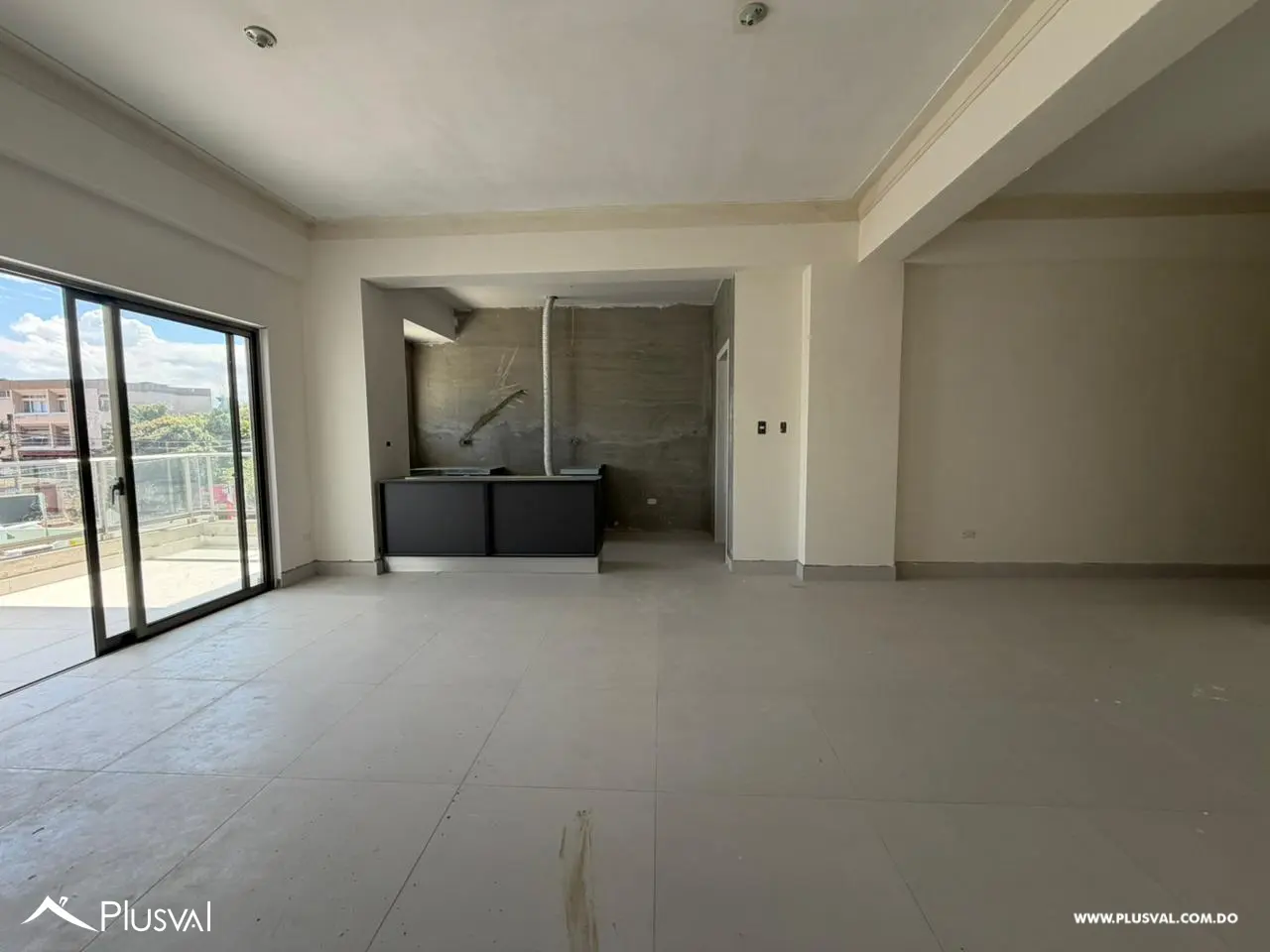 Proyecto en terminacion solo pasos de la Avenida Anacaona 490472