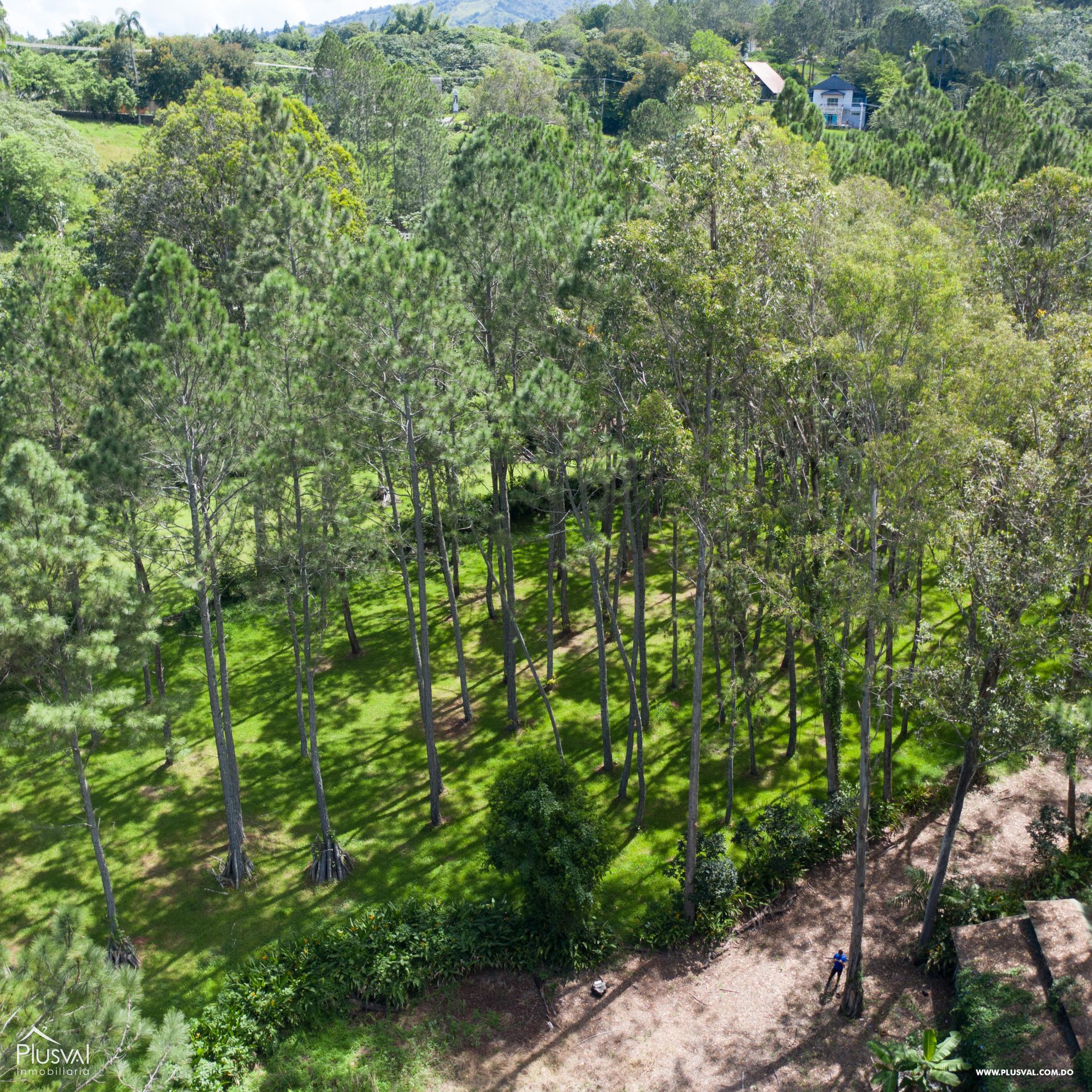 Solares en proyecto cerrado, cerca del Salto Jimenoa 364145