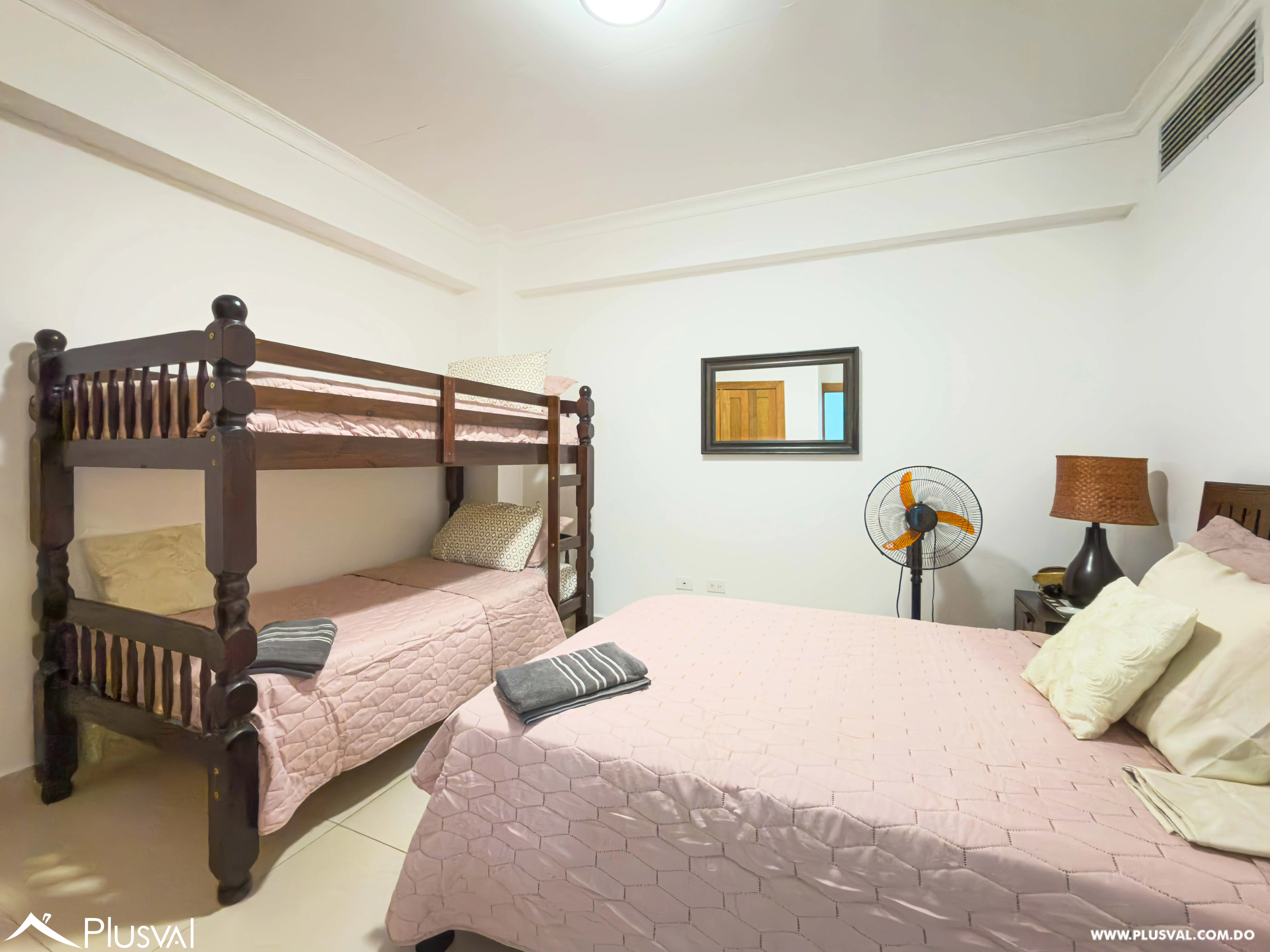 Apartamento en alquiler de 2 habitaciones con vista al mar en Juan Dolio 478162