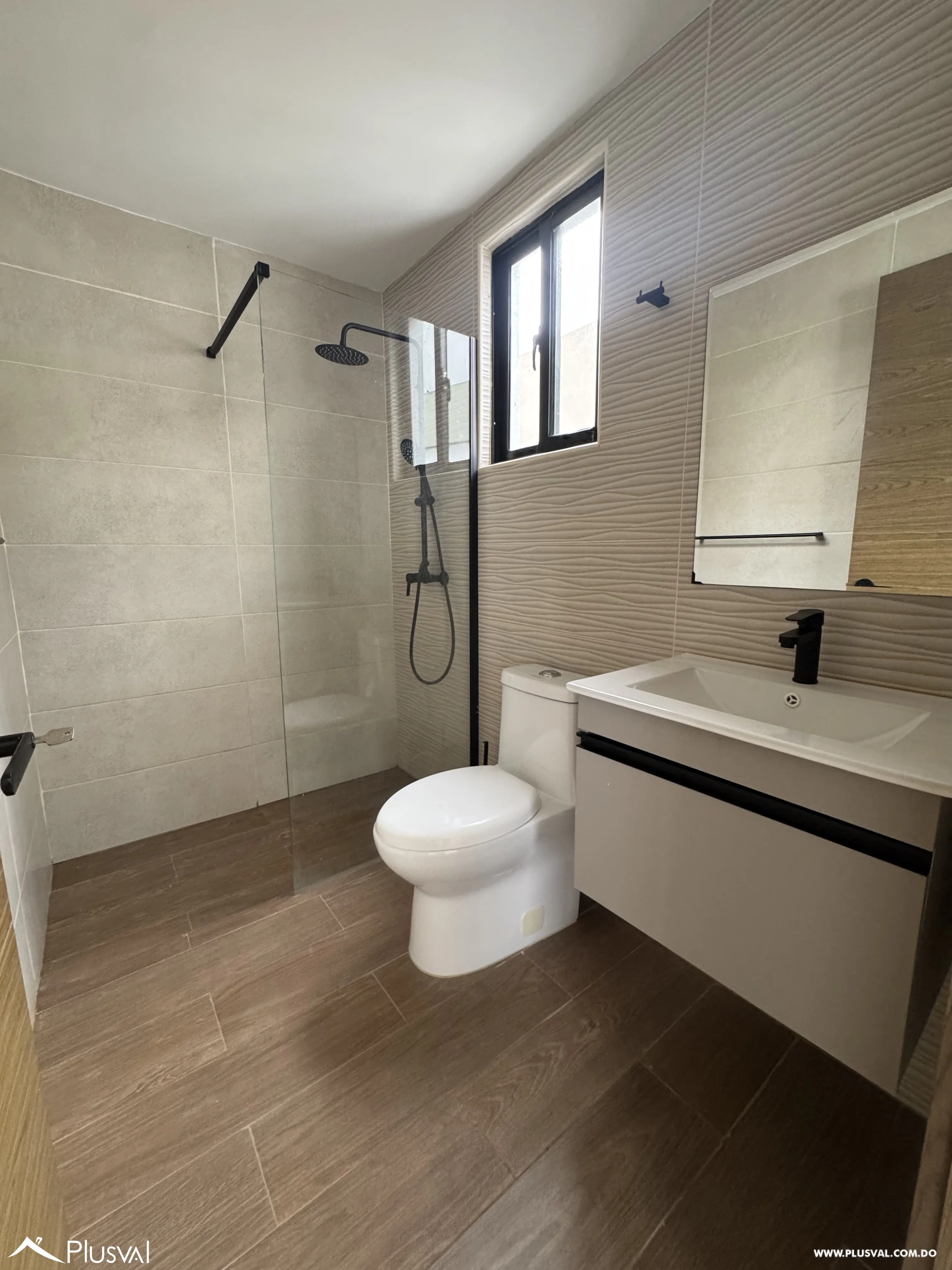 Alquiler de apartamento de 2 habitaciones en torre de lujo 521709