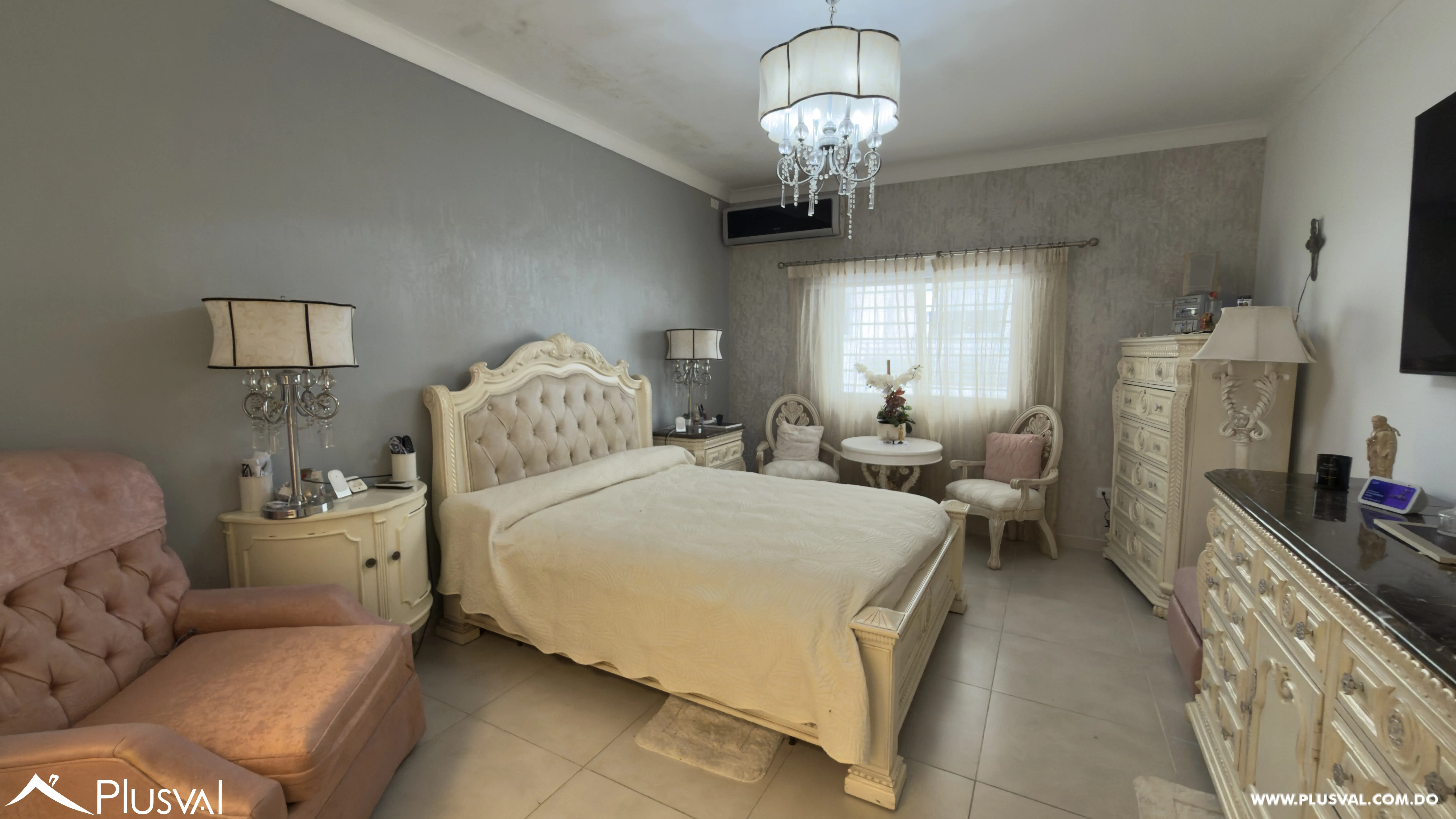 Apartamento en alquiler en Evaristo Morales 513743