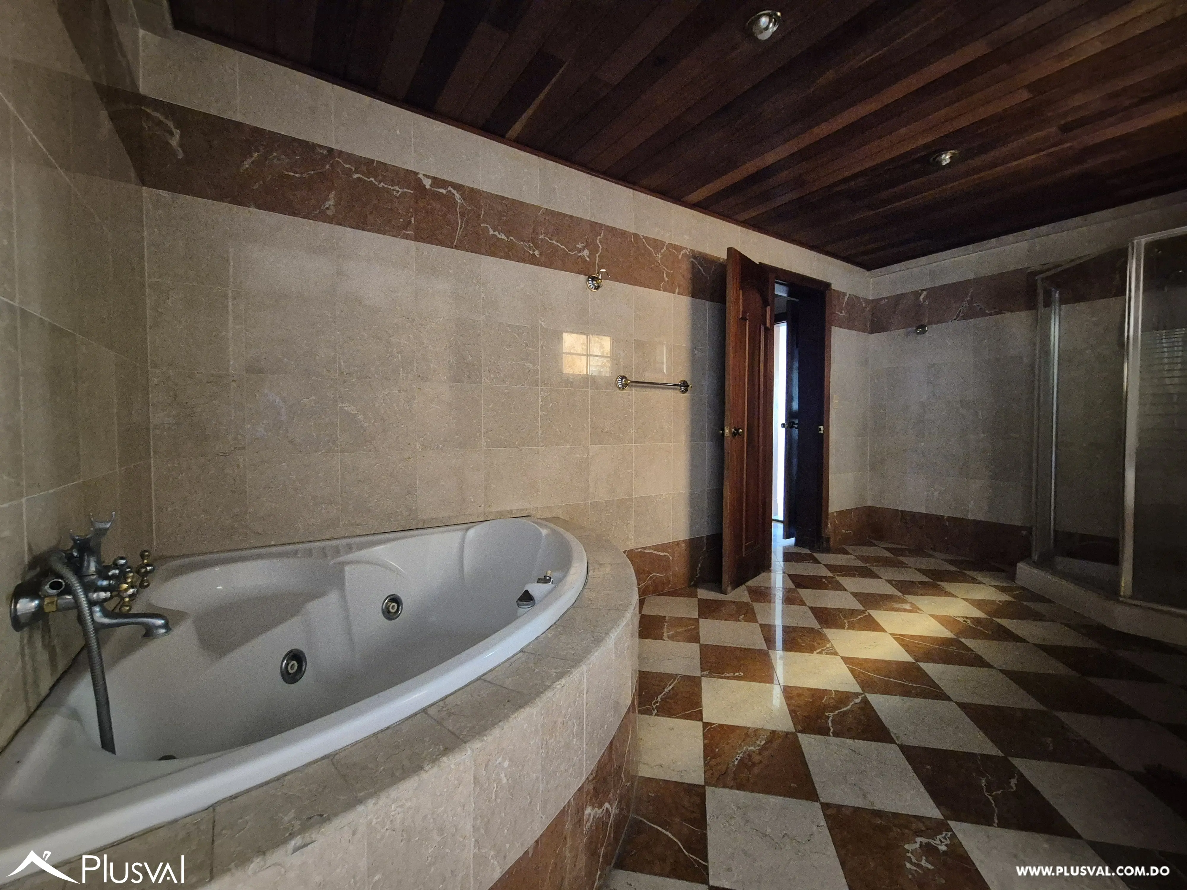 Apartamento tipo PentHouse de venta en Naco 483213