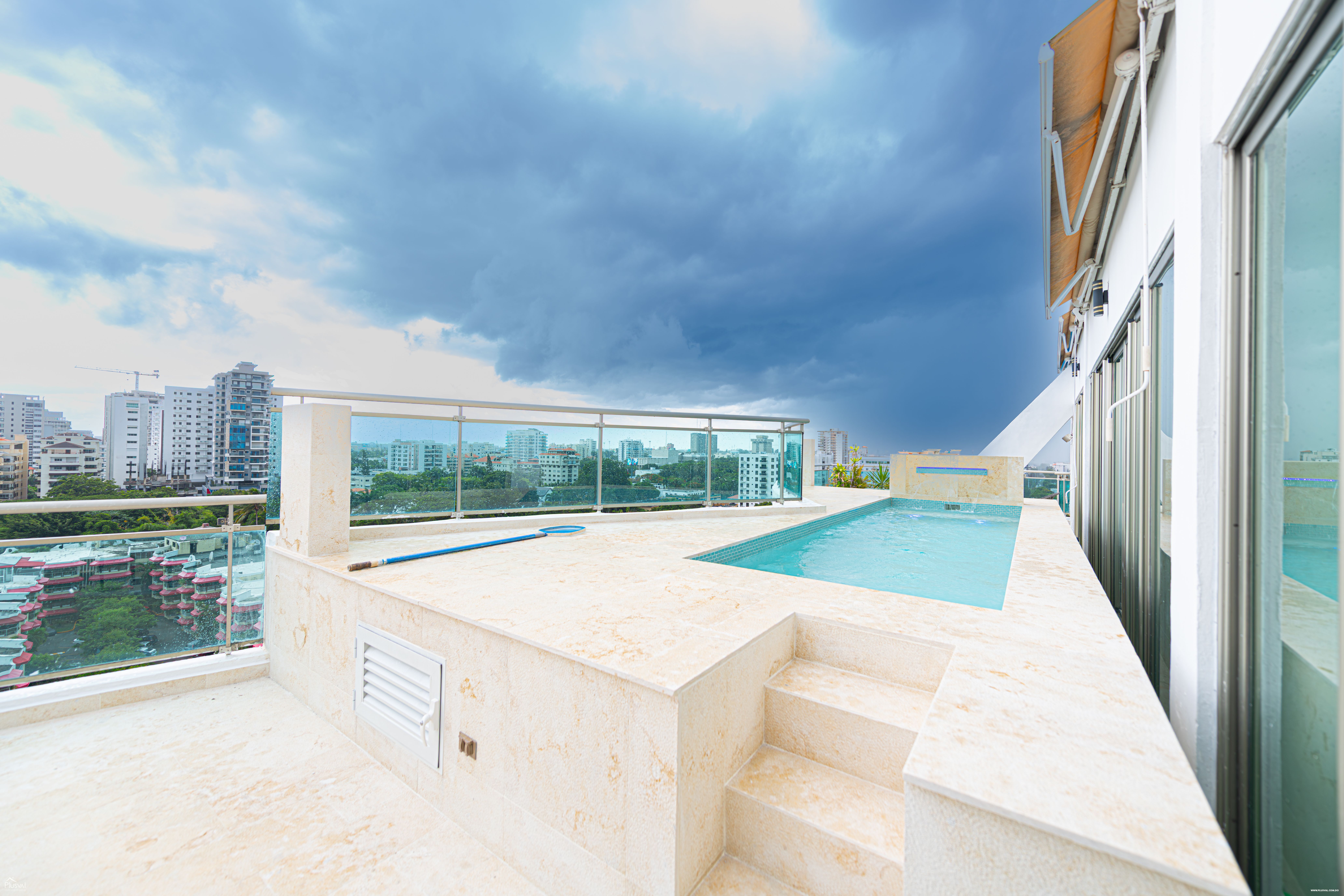 Penthouse Exclusivo con Piscina Privada y Terraza 457596