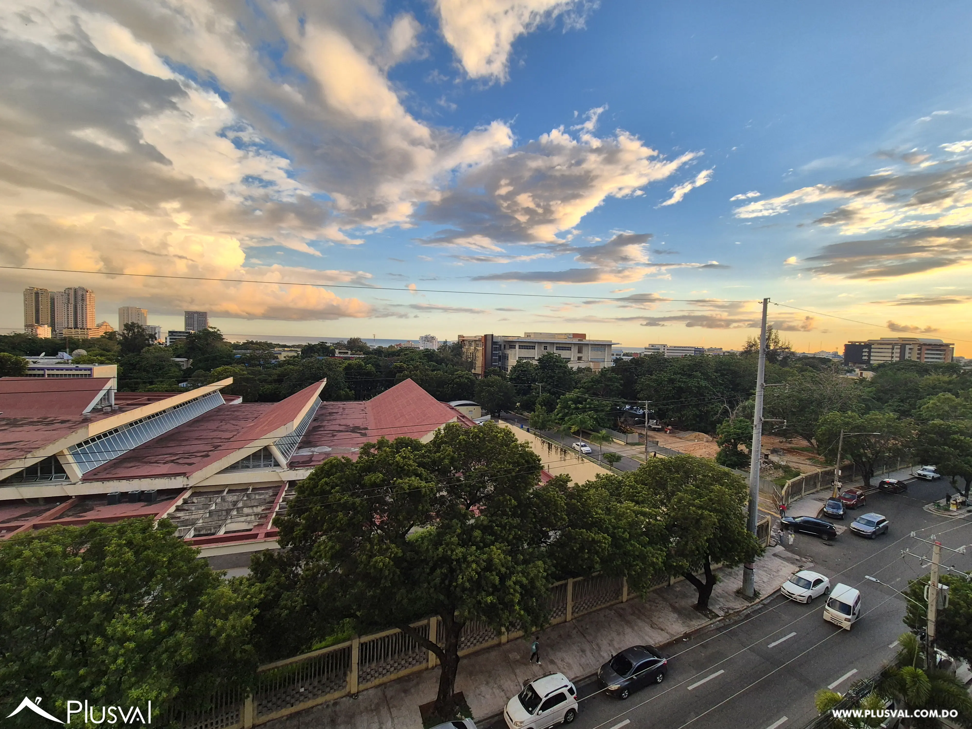 Apartamento en venta con vista al mar en Zona Universitaria 474788