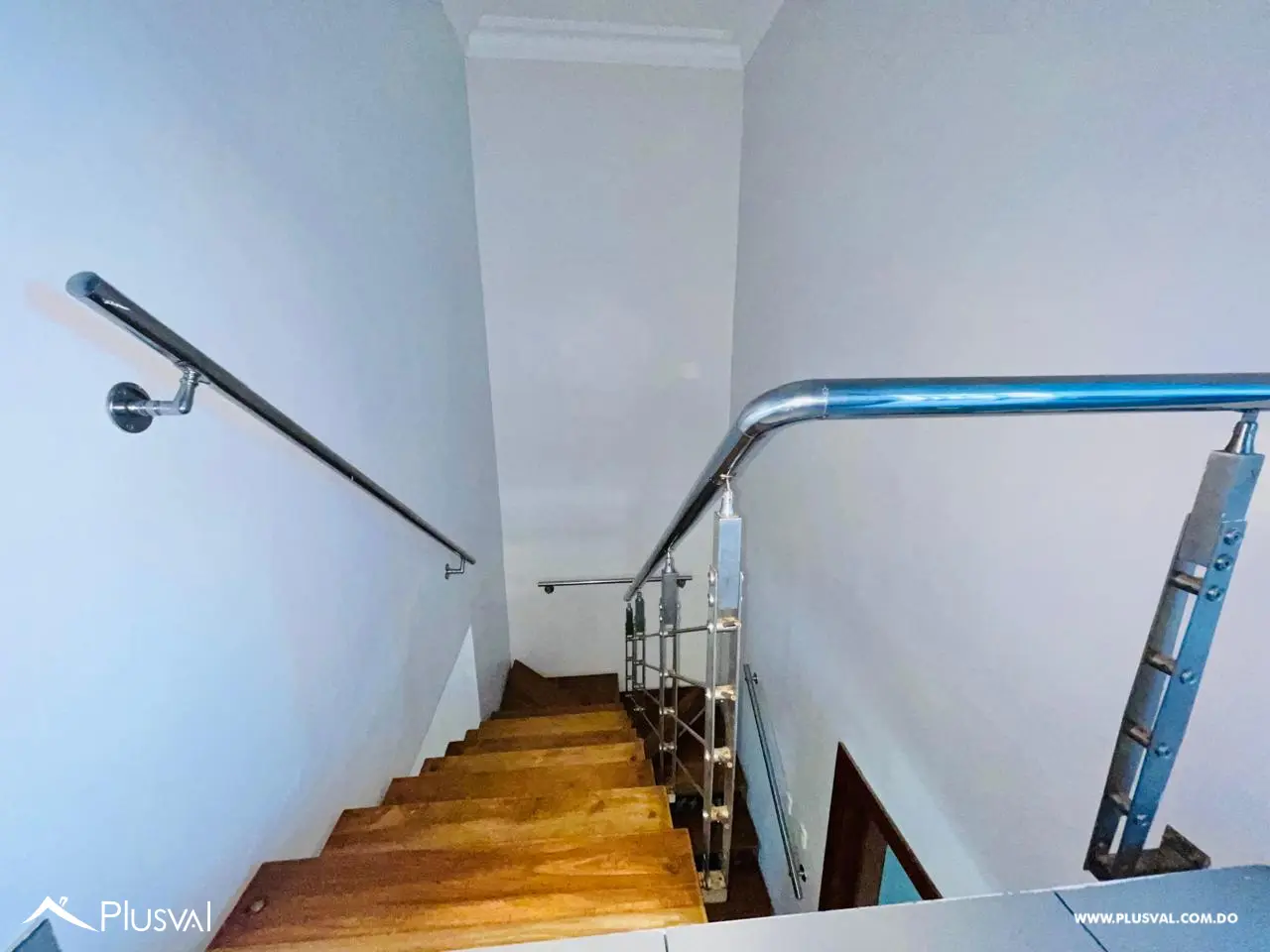 Apartamento Penthouse en venta en Evaristo Morales 453392