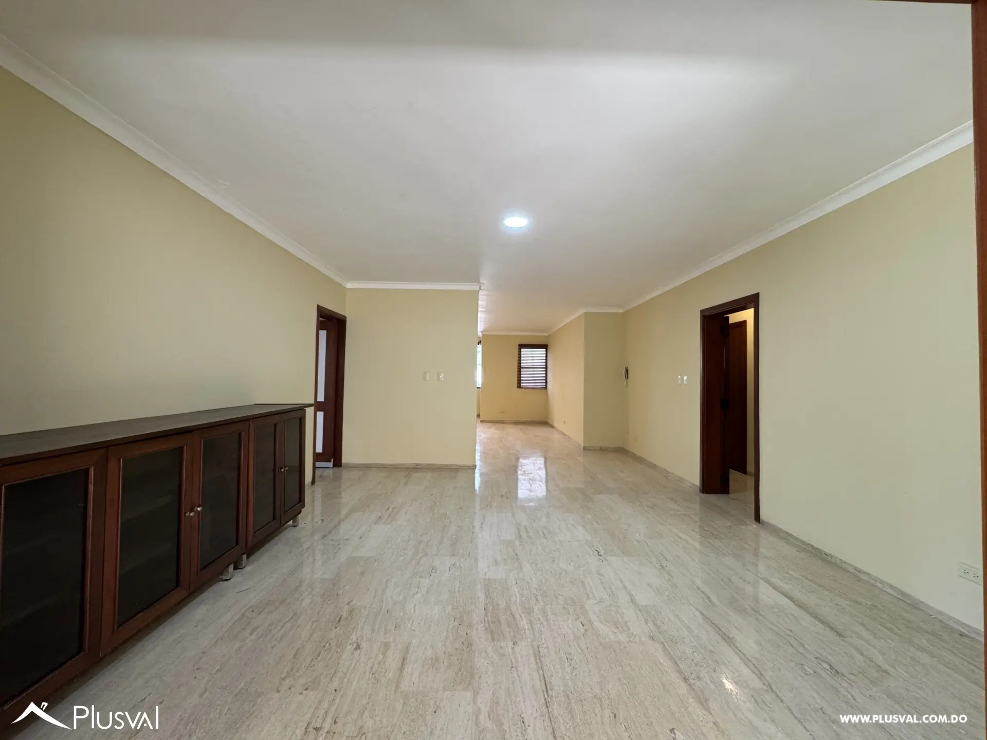 Apartamento en alquiler en Bella Vista con terraza y patio privado – 3 habitaciones y 173 m² 514385