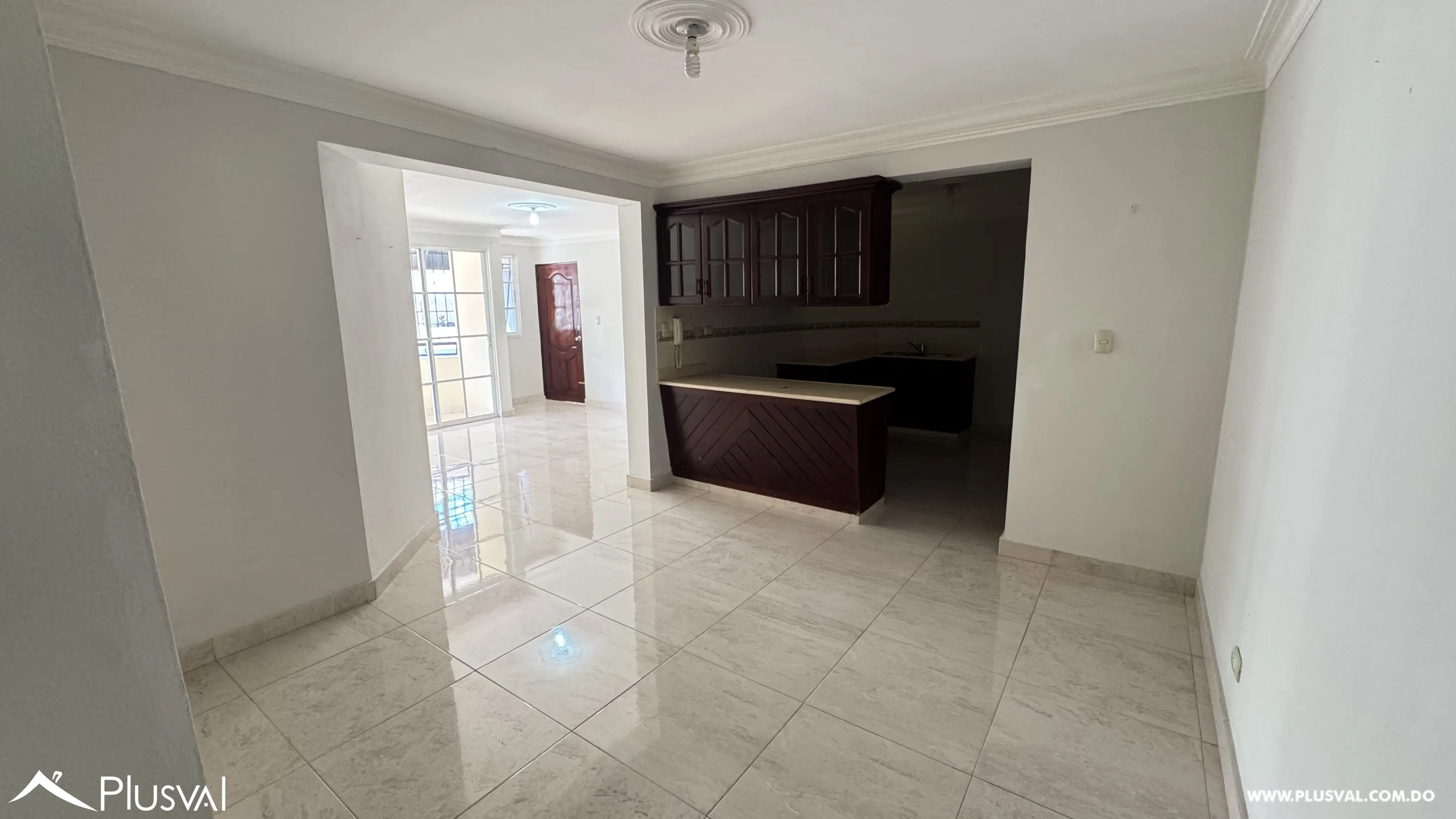 Amplio apartamento en renta zona céntrica de Santiago 534098