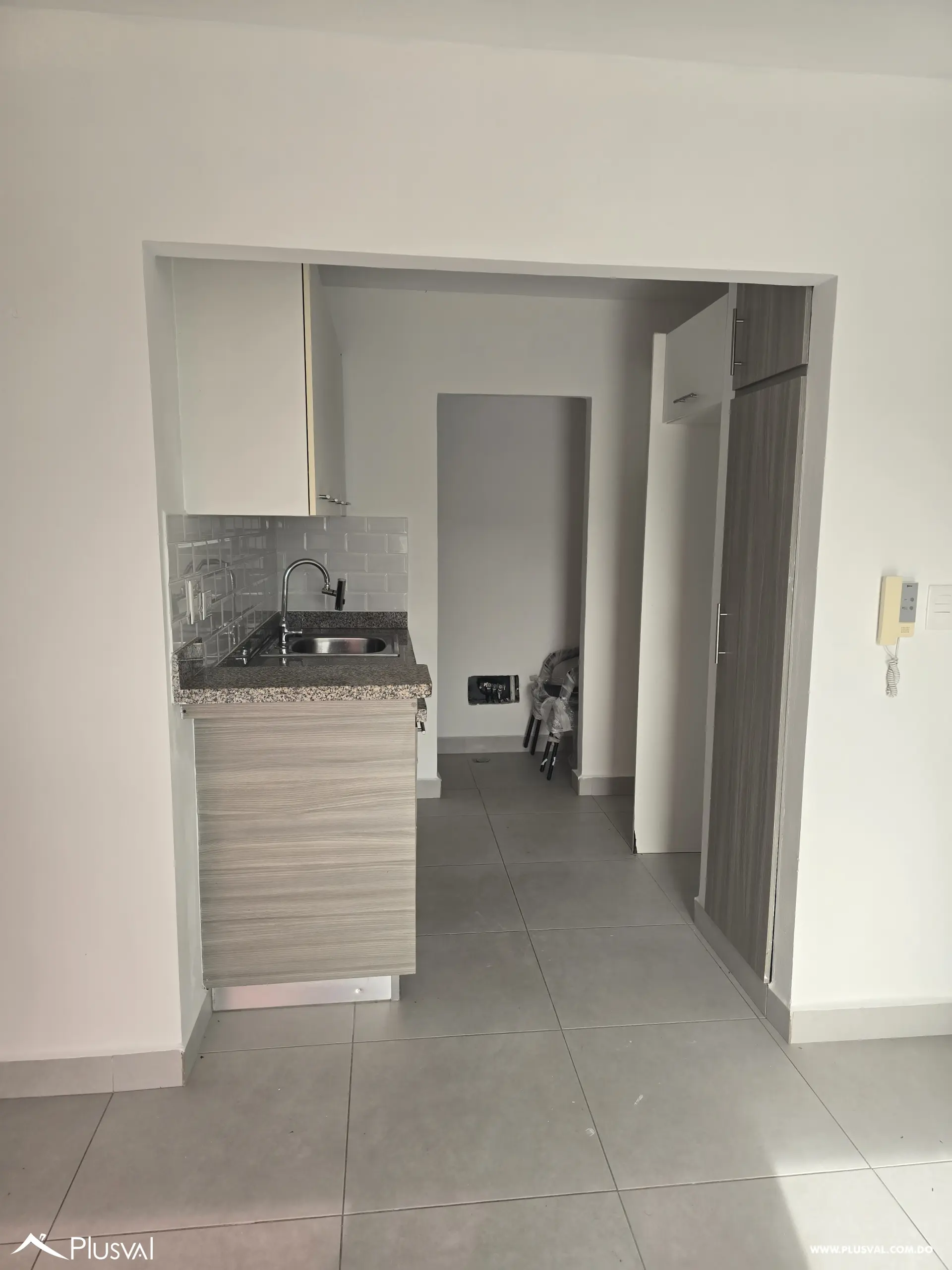 Apartamento en venta, Punta Cana | 2 habitaciones en Residencial Crisfer 523827