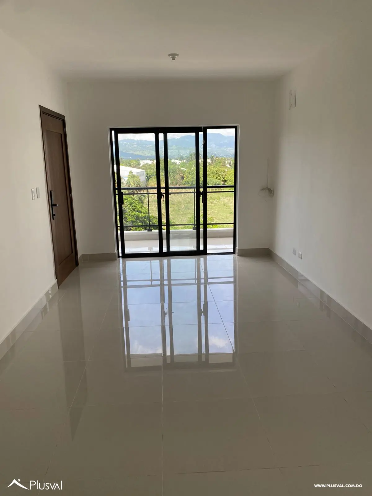 Apartamento Nuevo en 6to Piso con Atractivas Amenidades 474347
